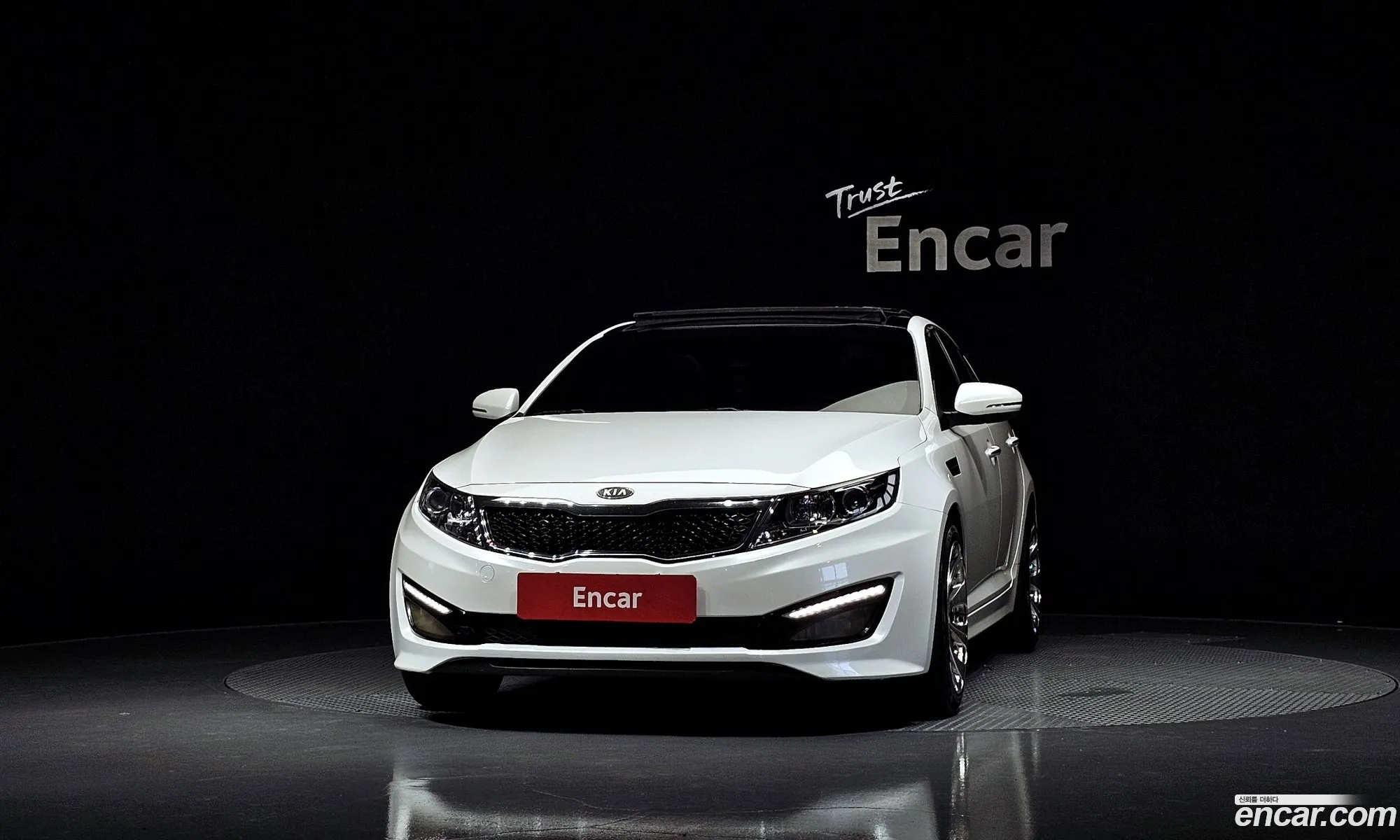 Kia K5 2010 — 2