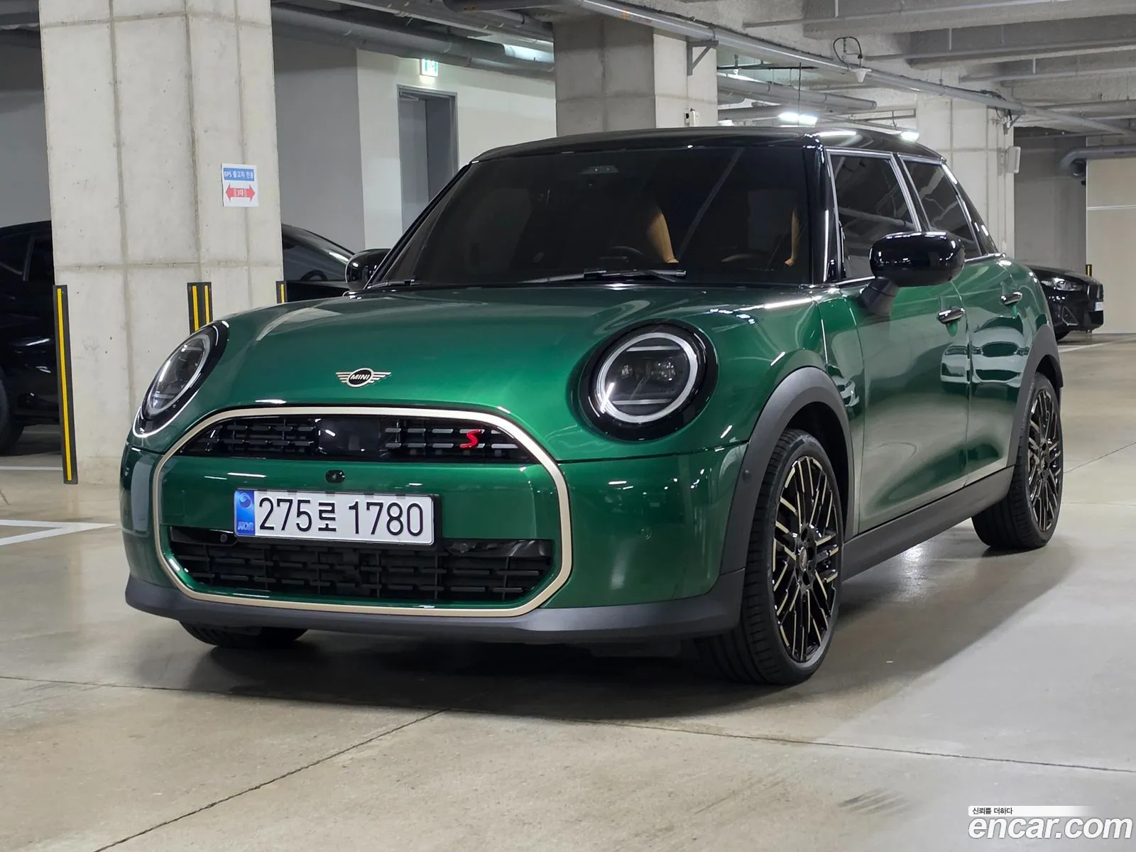 Mini Cooper S 2025 — 16