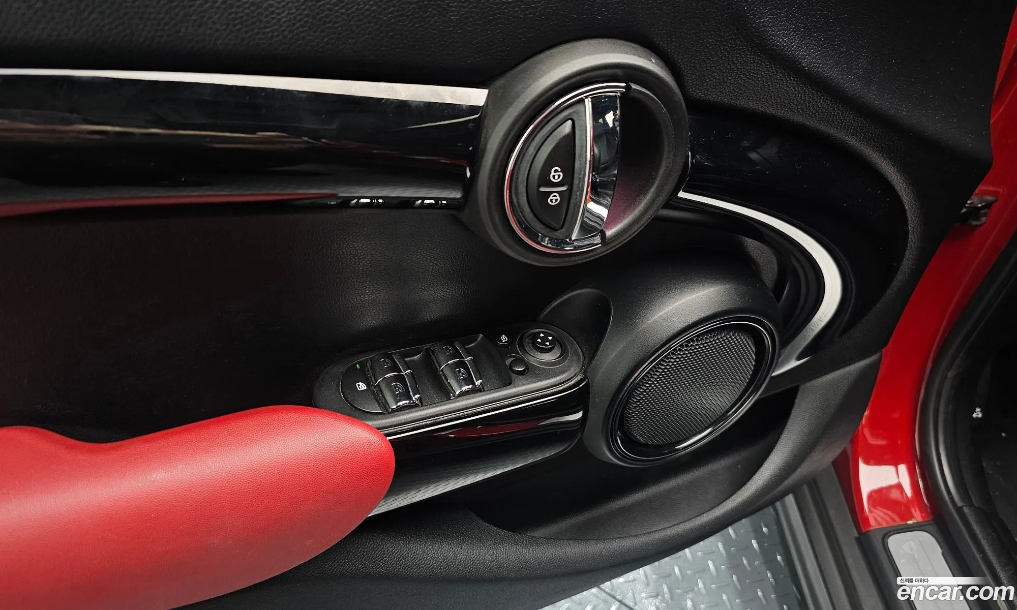 Mini Cooper 2017 WMWXU1101J2G05822 — 21
