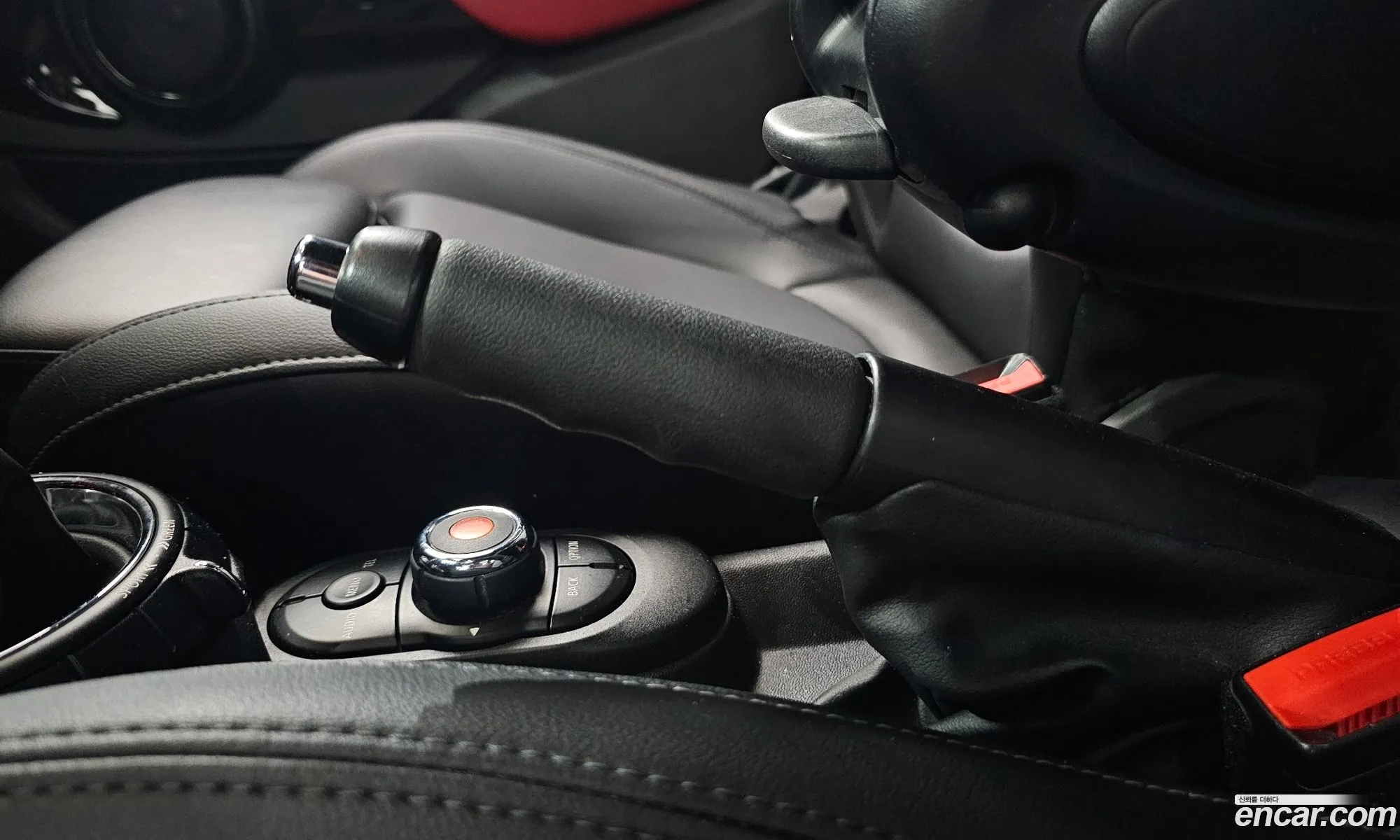 Mini Cooper 2017 WMWXU1101J2G05822 — 8