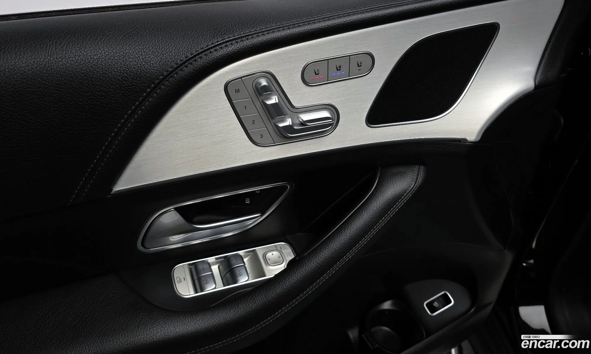 Mercedes-Benz GLE-Class W167 2021 — 10