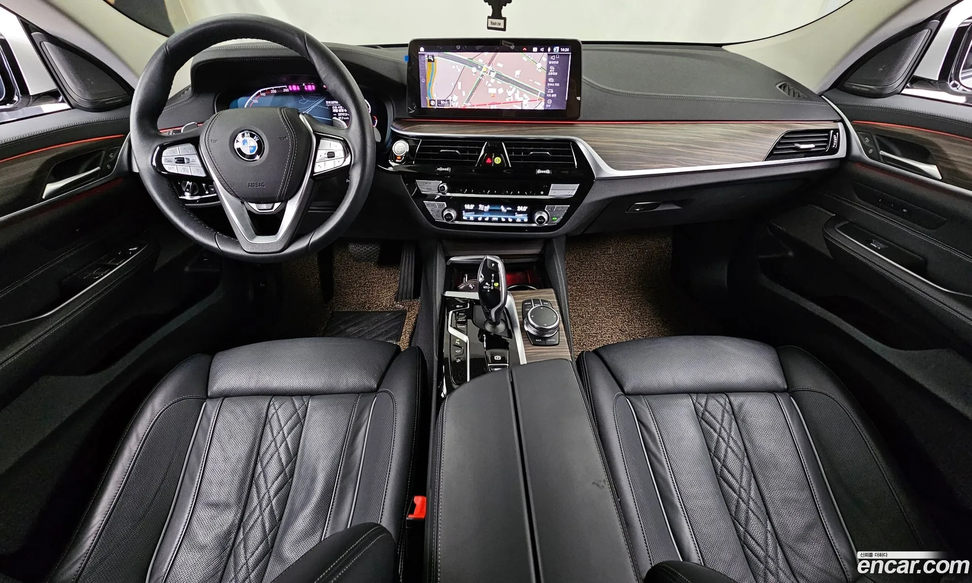 BMW 6 Series GT 2023 — 18