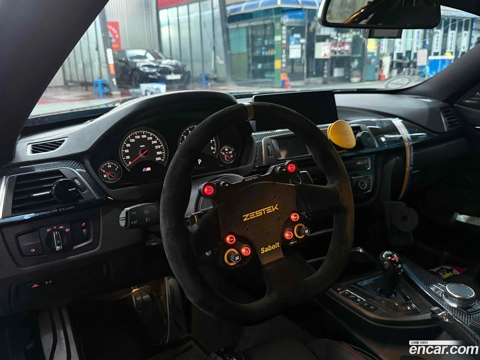 BMW M4 2018 — 8