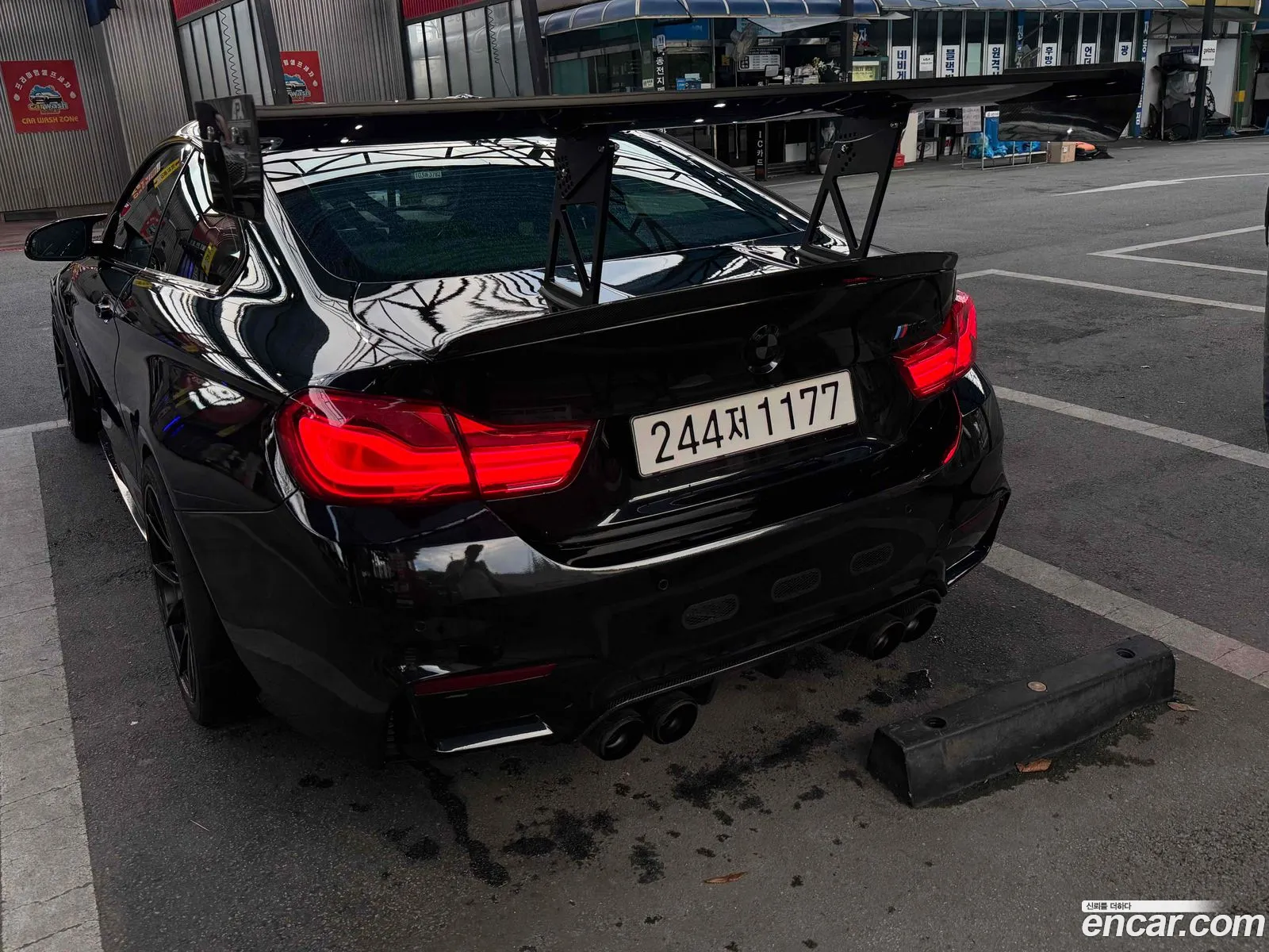 BMW M4 2018 — 2