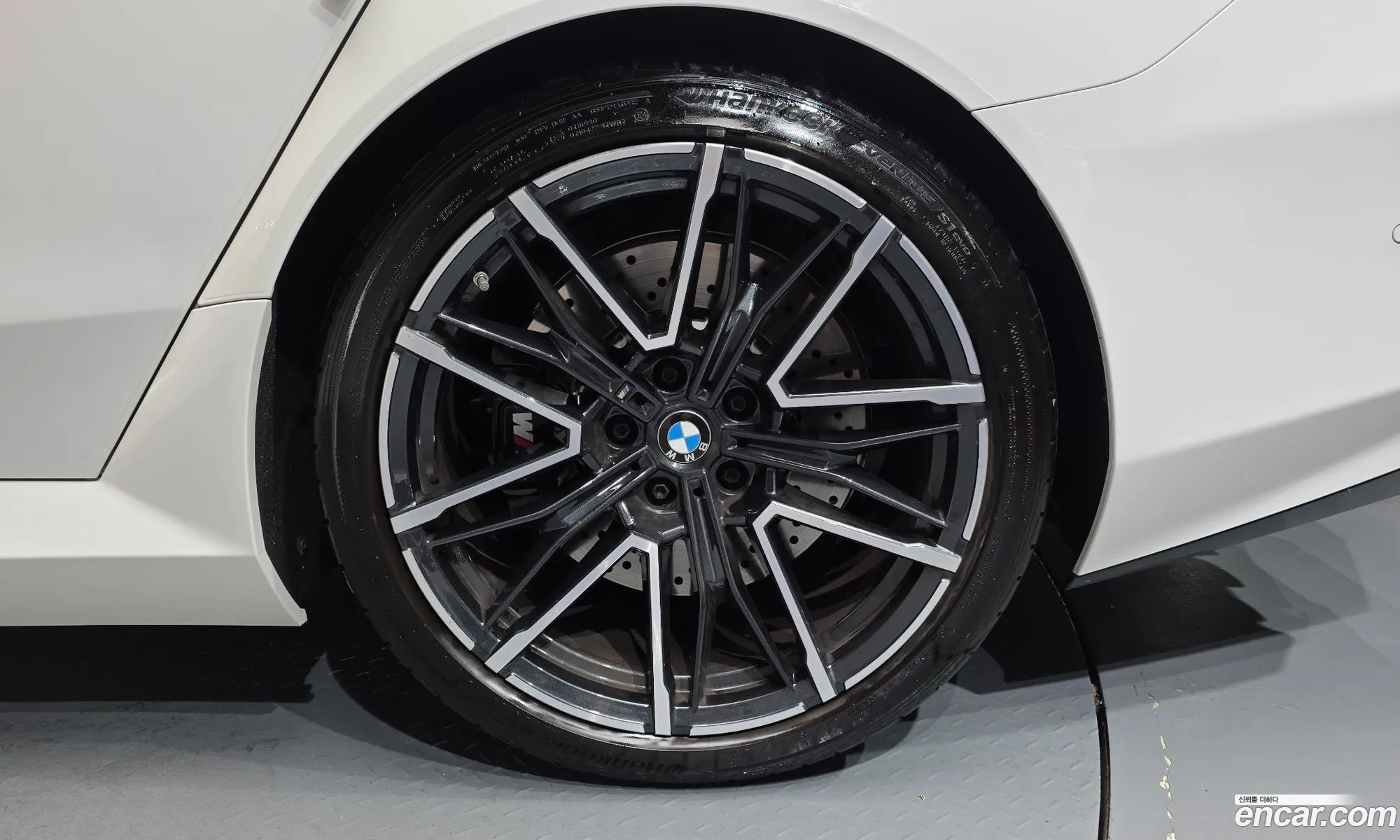 BMW M5 2025 WBS81FK09SCT95340 — 18