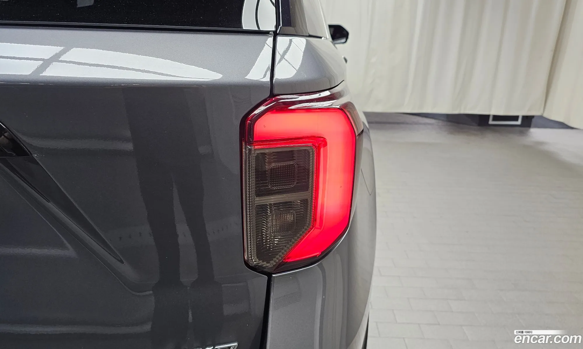 Ford Explorer 6th Gen 2021 1FM5K8HC7MGC01979 — 19