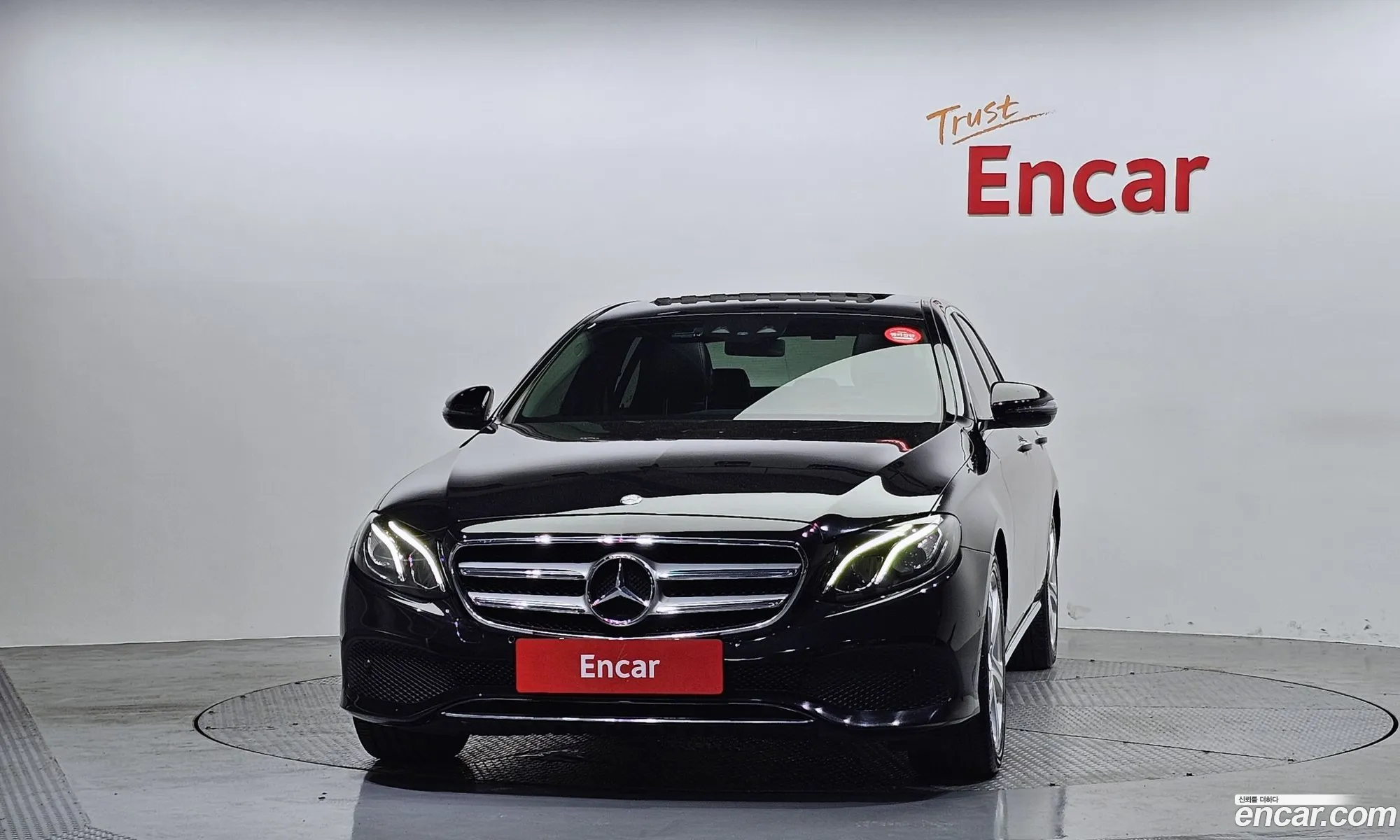 Mercedes-Benz E-Class W213 2017 WDDZF4CB5HA111679 — 10