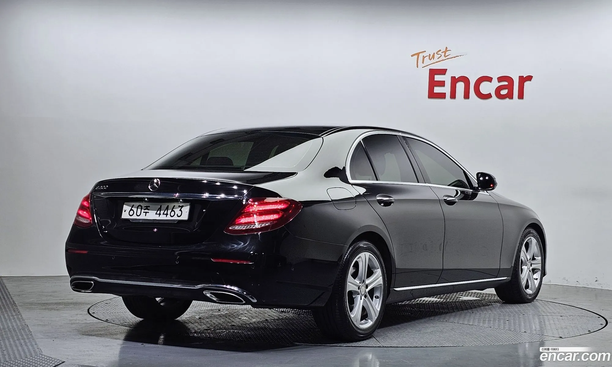 Mercedes-Benz E-Class W213 2017 WDDZF4CB5HA111679 — 13