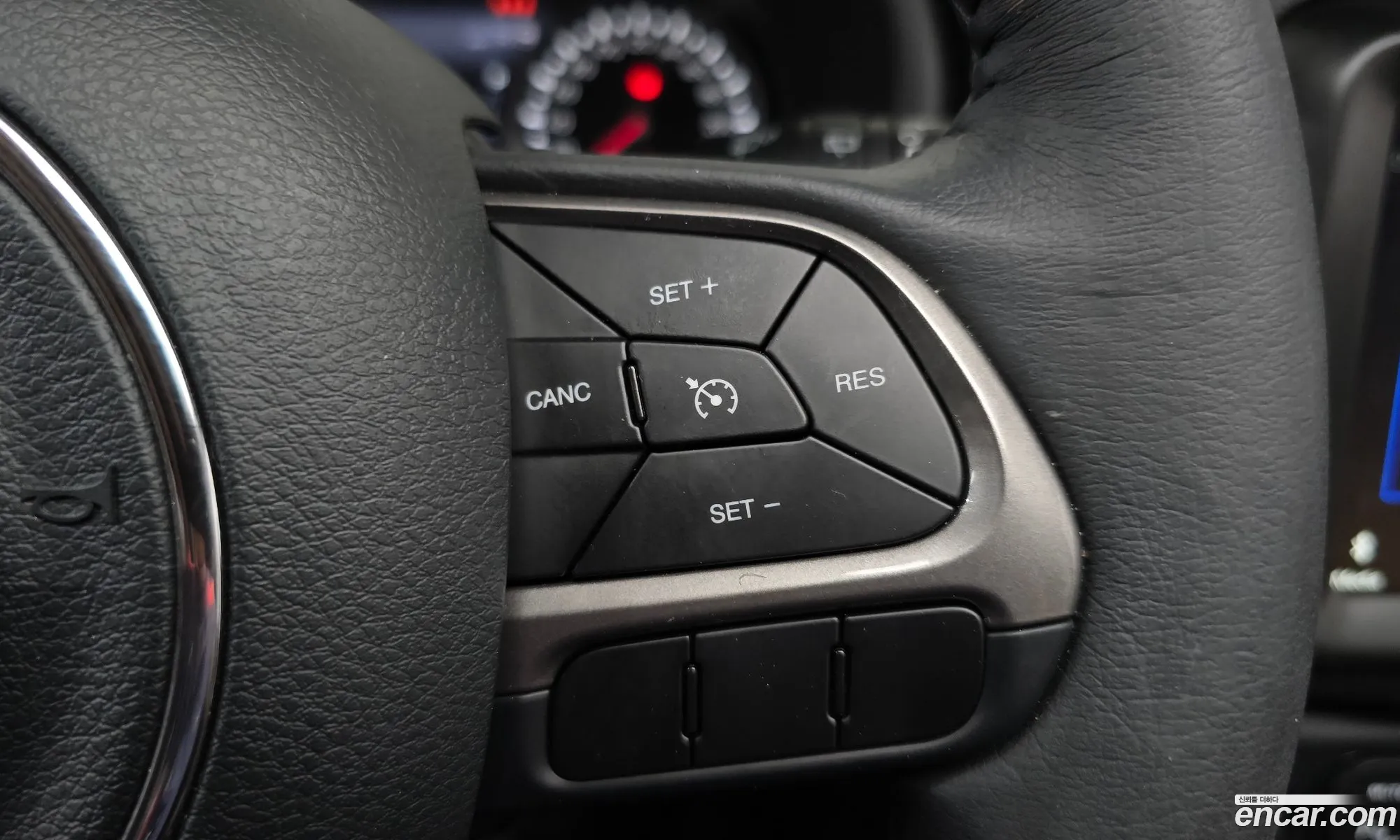 Jeep Renegade 2022 — 24