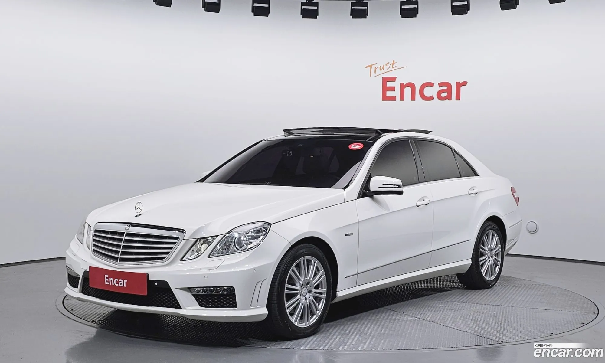Mercedes-Benz E-Class W212 2012 WDDHF5FB7CA619285 — 5