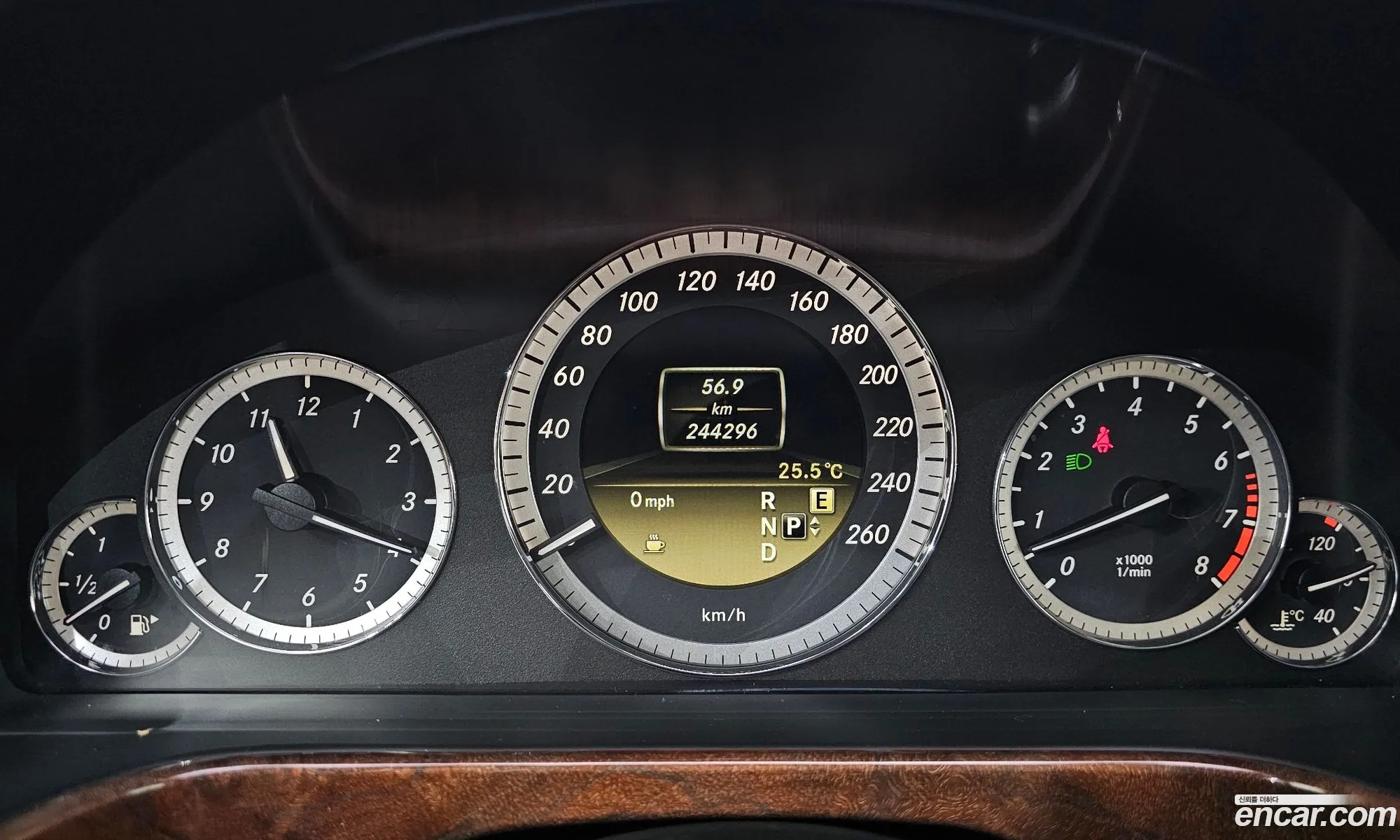 Mercedes-Benz E-Class W212 2012 WDDHF5FB7CA619285 — 4
