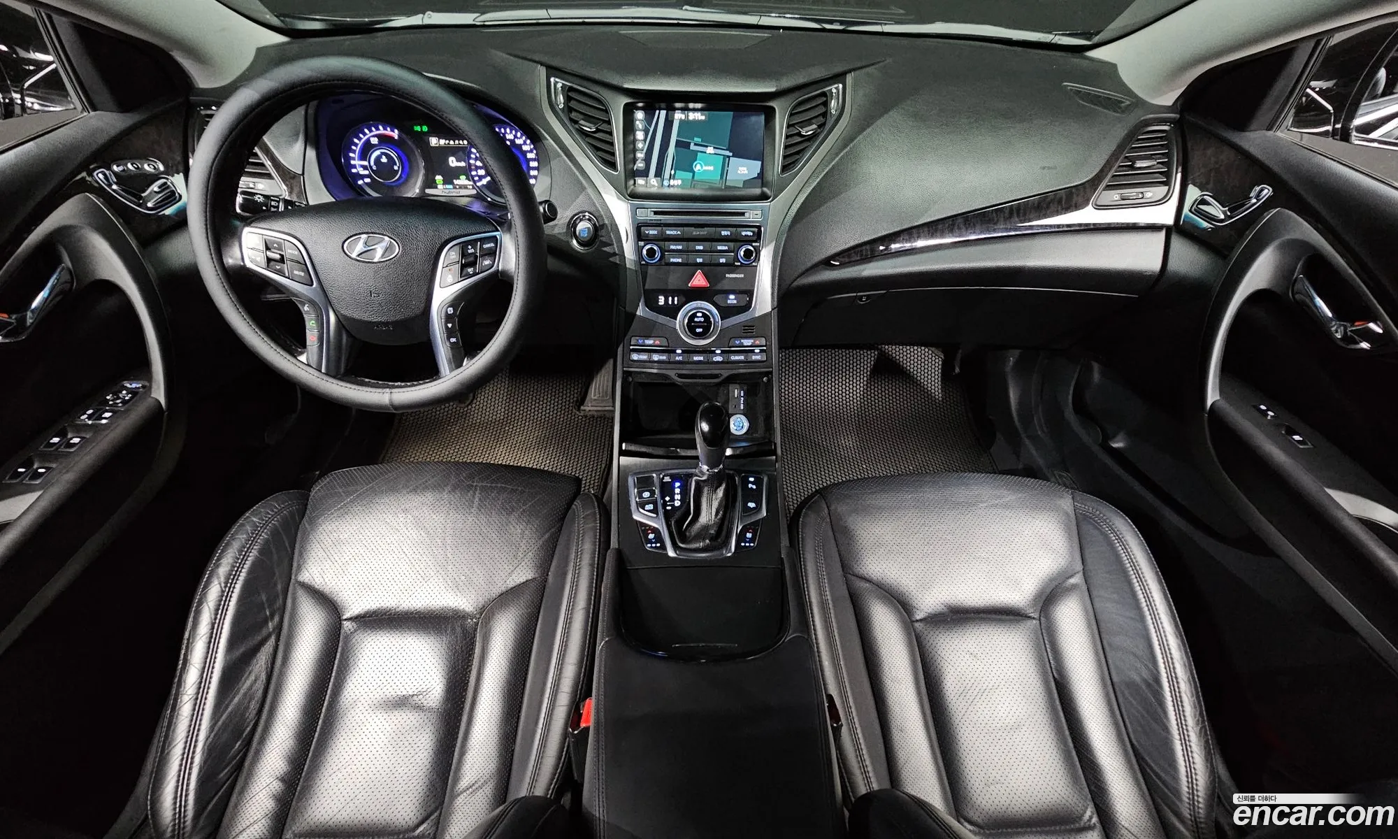 Hyundai Grandeur HG Hybrid 2015 — 4