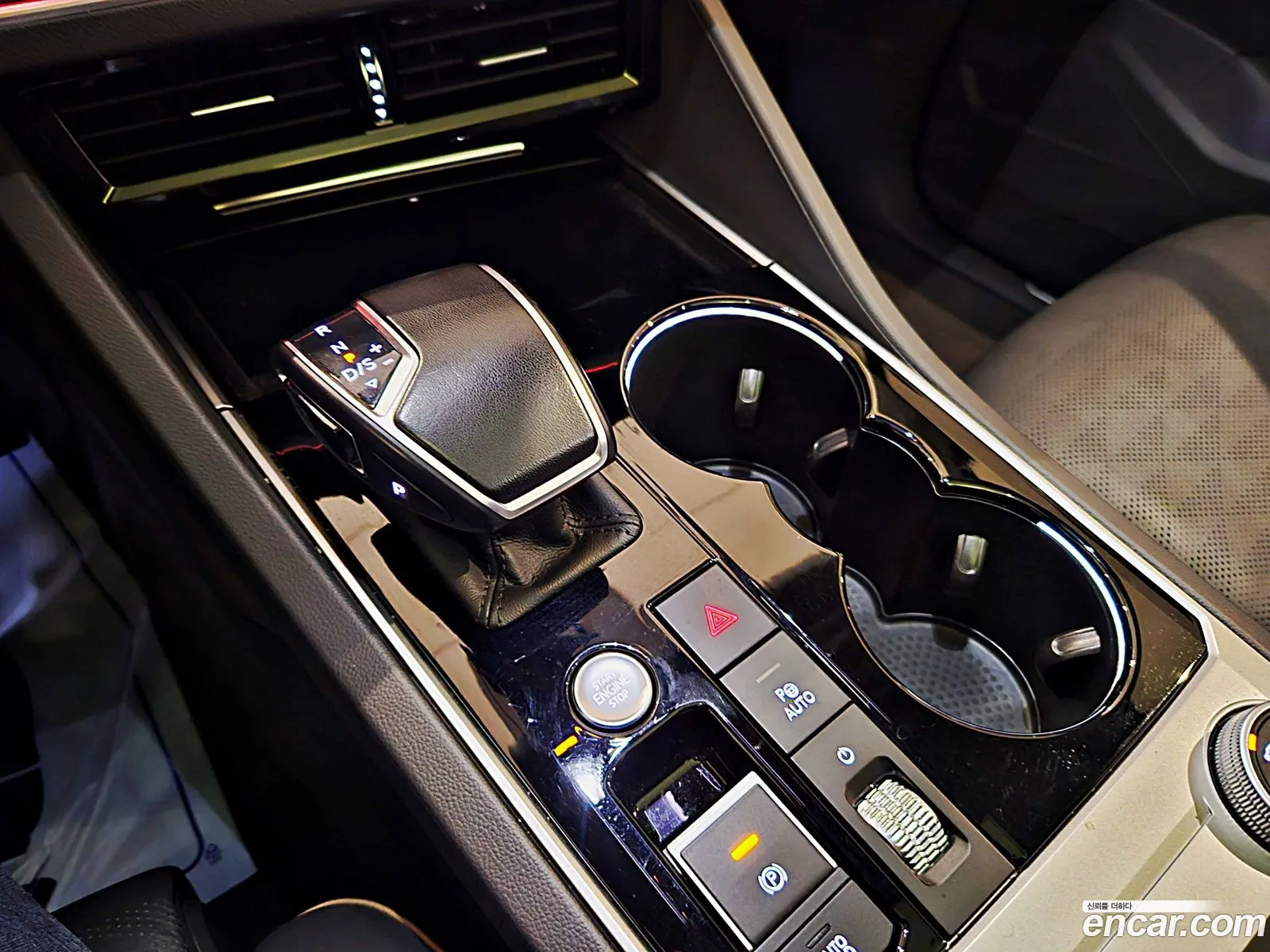 Volkswagen Touareg 2023 — 9