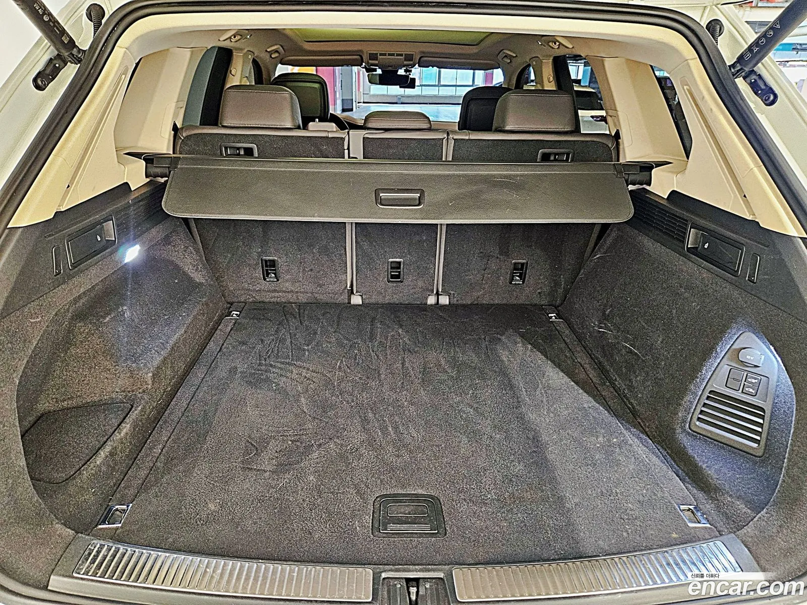 Volkswagen Touareg 2023 — 10