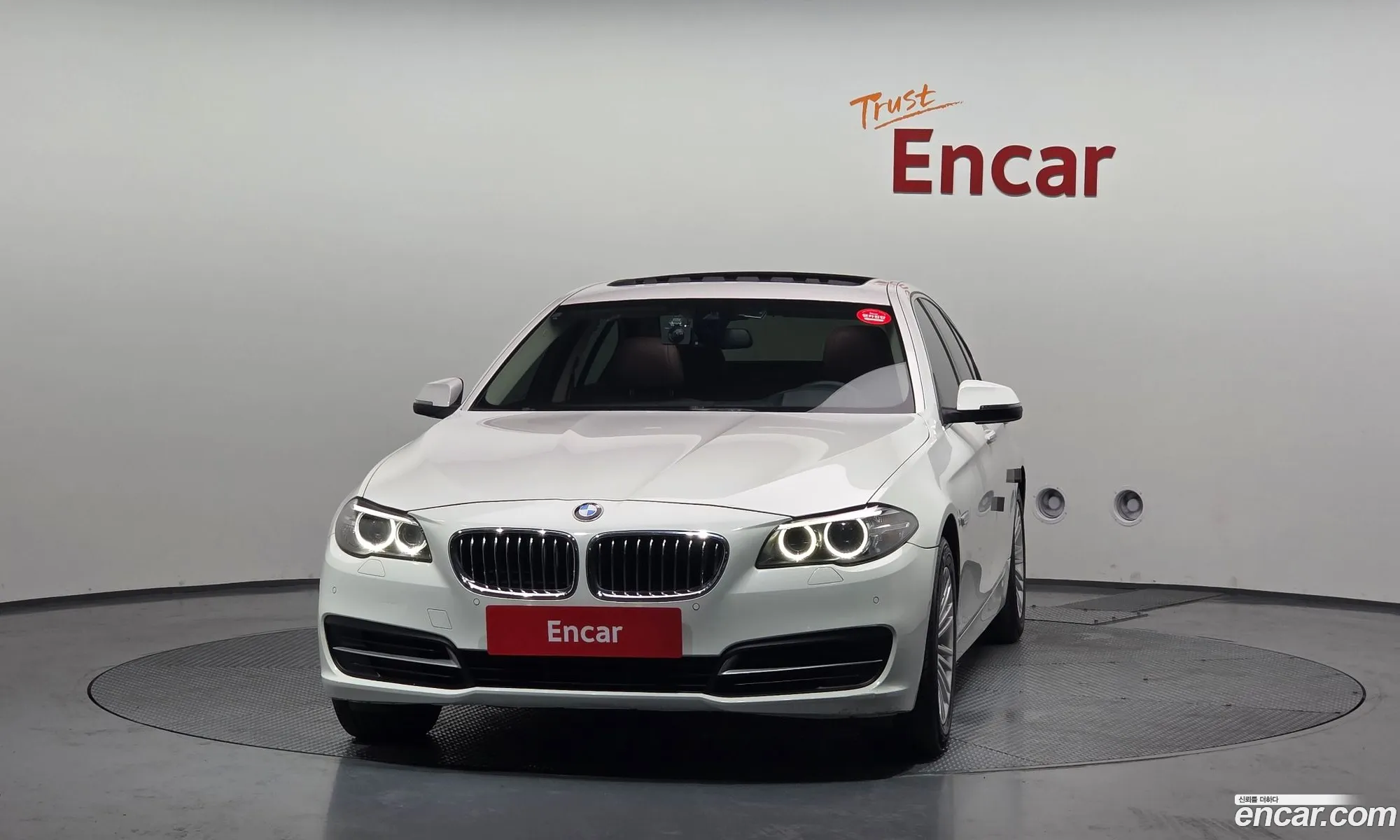 BMW 5 Series 2015 — 10