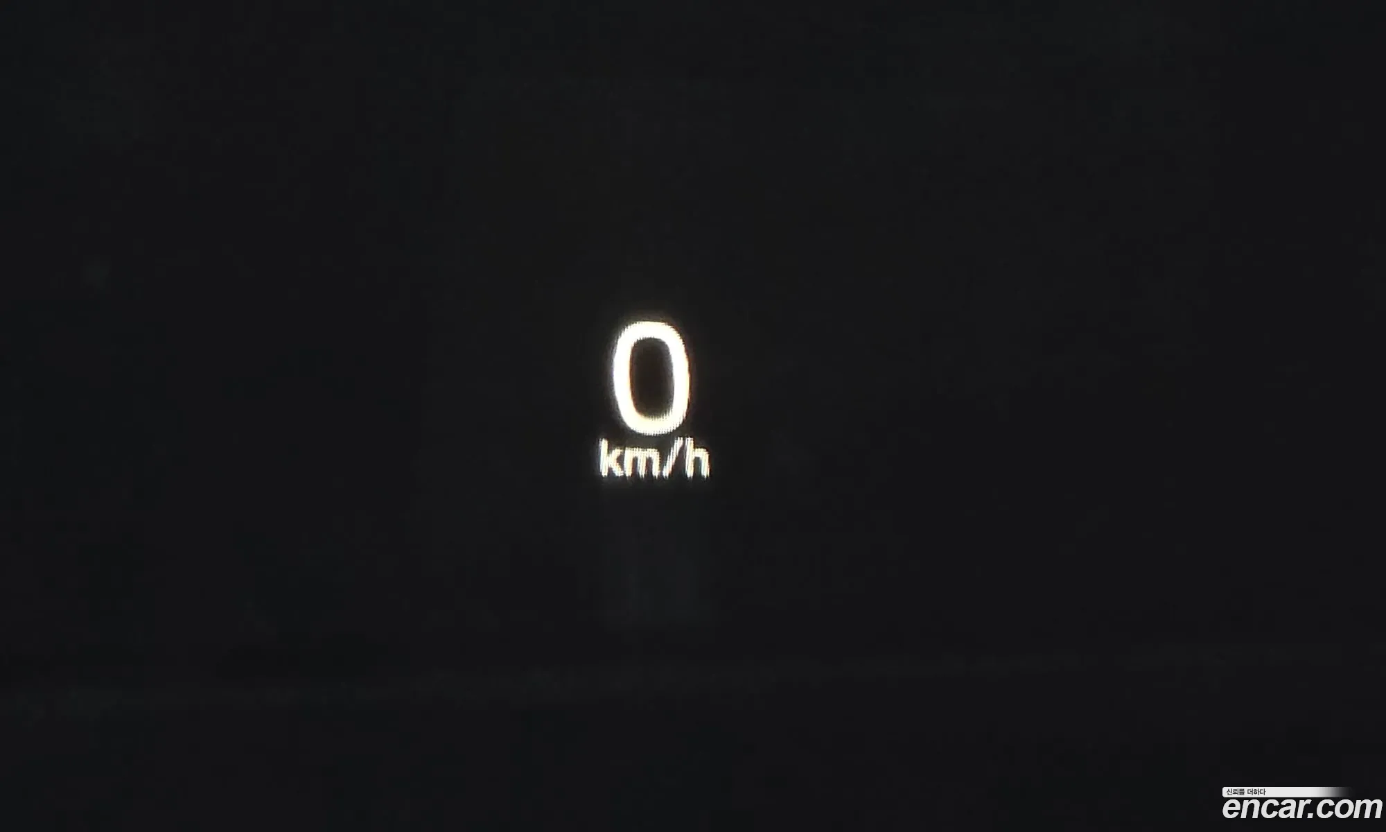Volvo XC60 2019 YV1UZ68TCK1305681 — 18