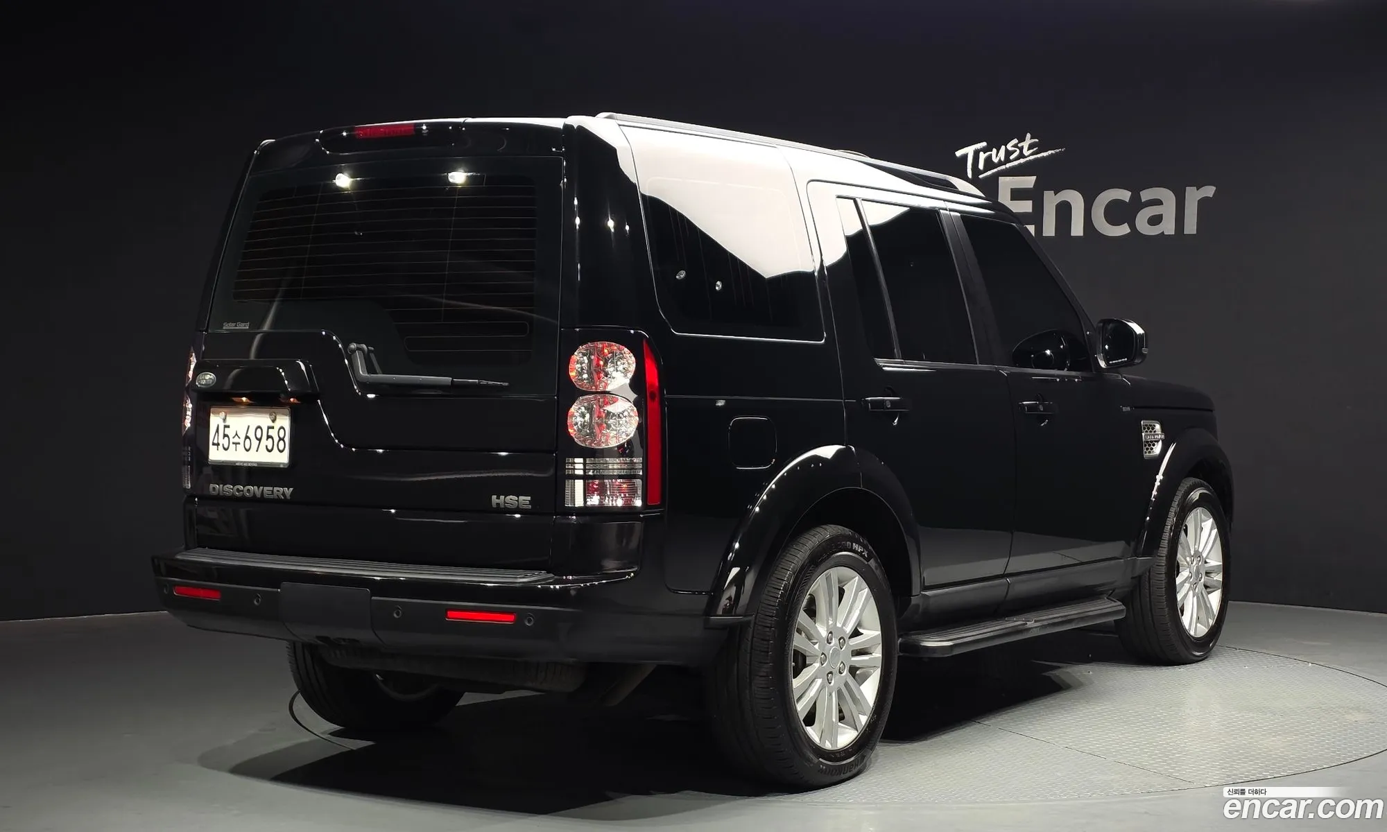Land Rover Discovery 4 2015 SALLAAAG6FA775869 — 2