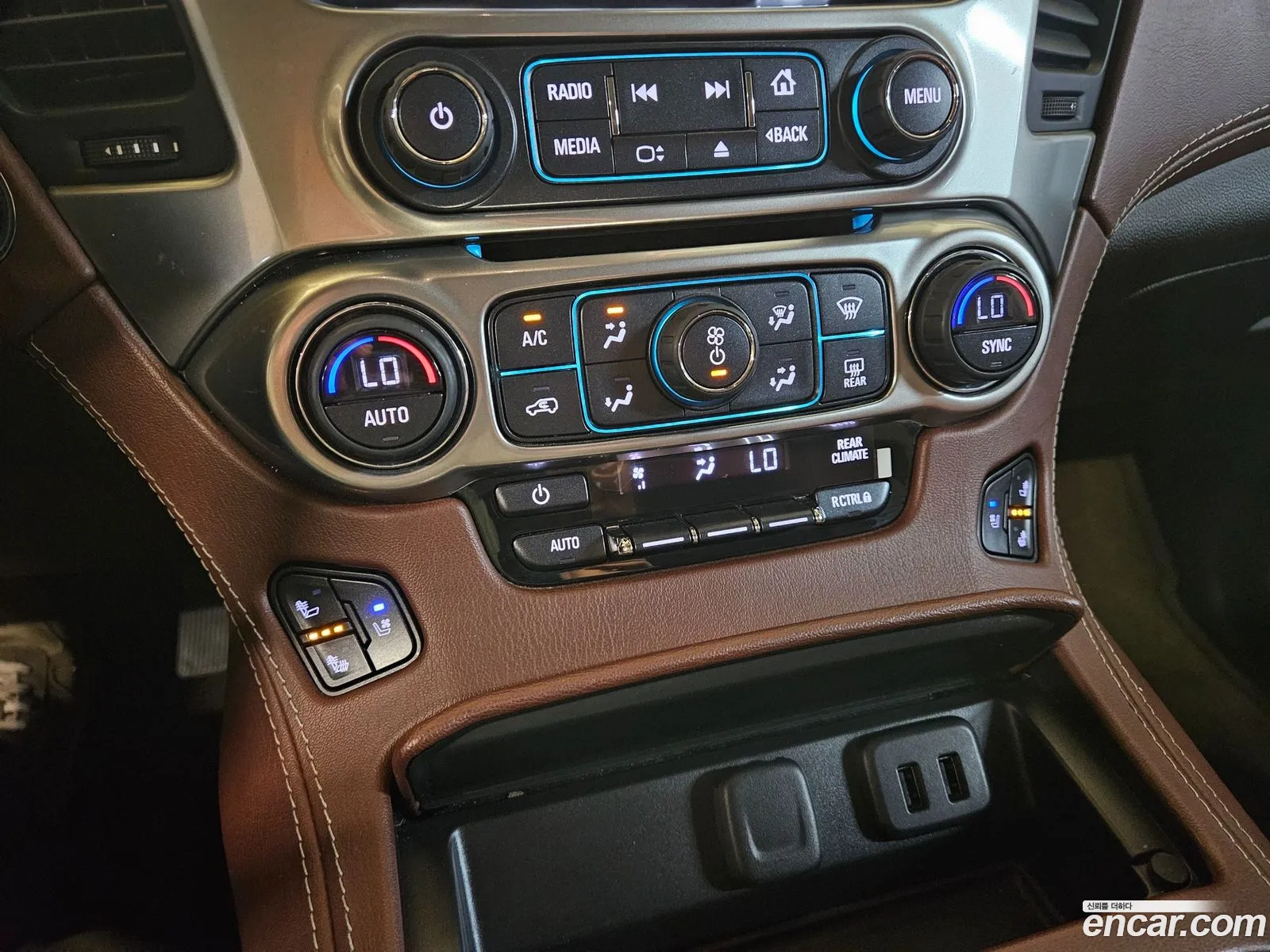 Chevrolet Suburban 2017 — 6