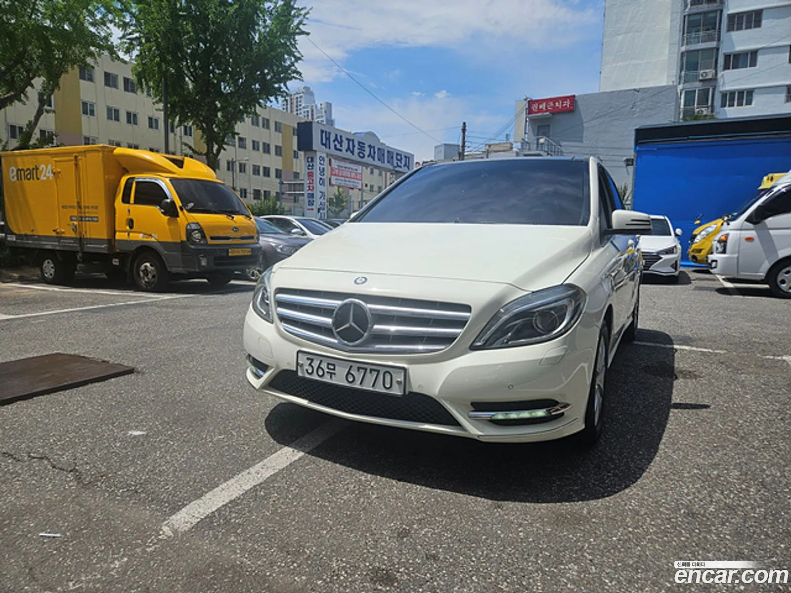 Mercedes-Benz B-Class W246 2014 — 17