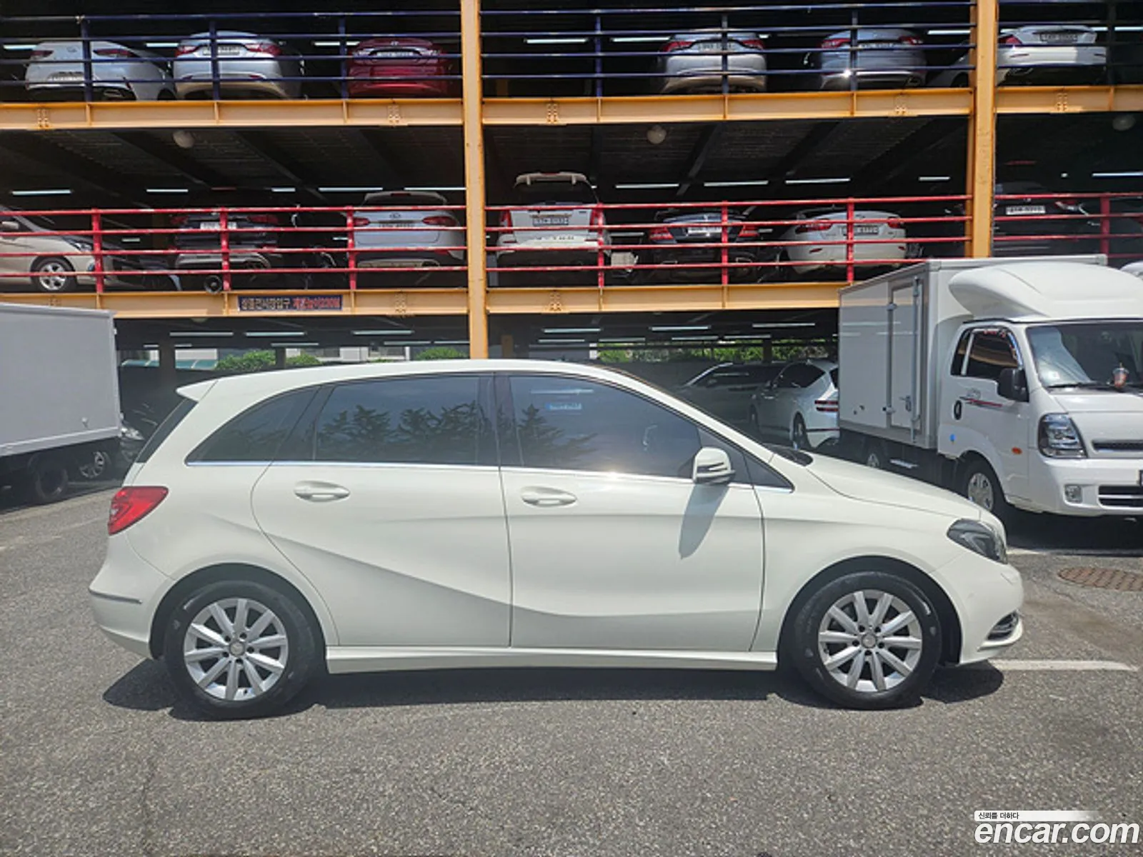 Mercedes-Benz B-Class W246 2014 — 14