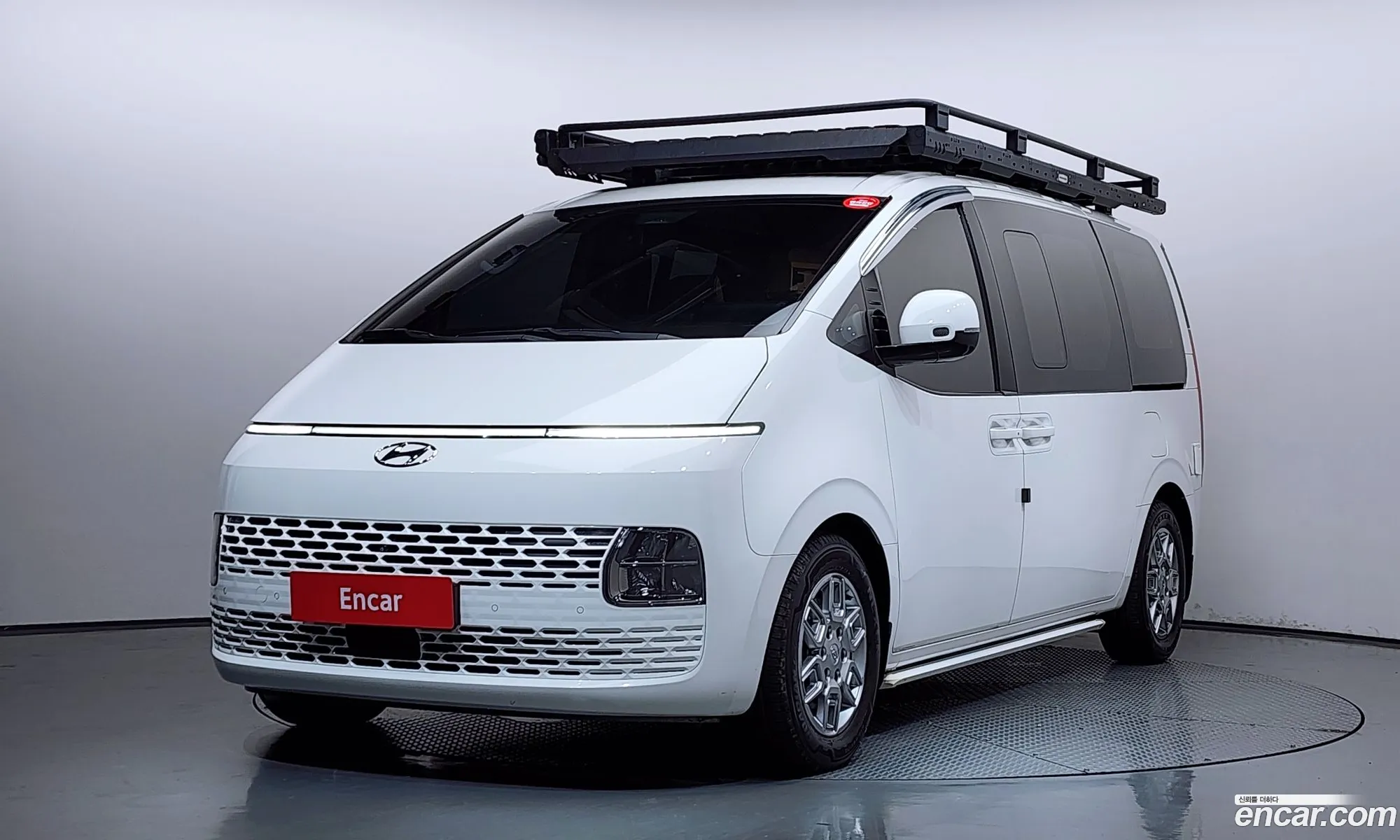Hyundai Staria 2021 — 4
