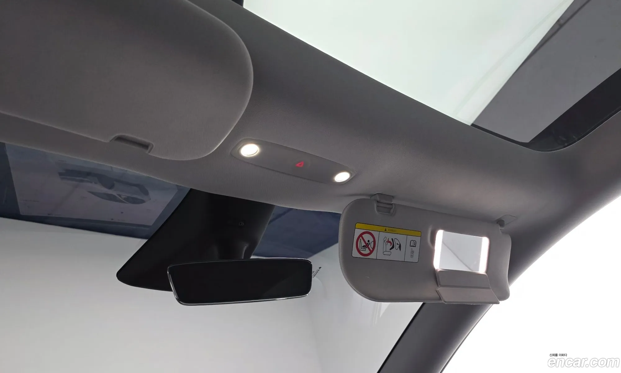 Tesla Model Y 2025 LRWYGCFJ6SC051971 — 15