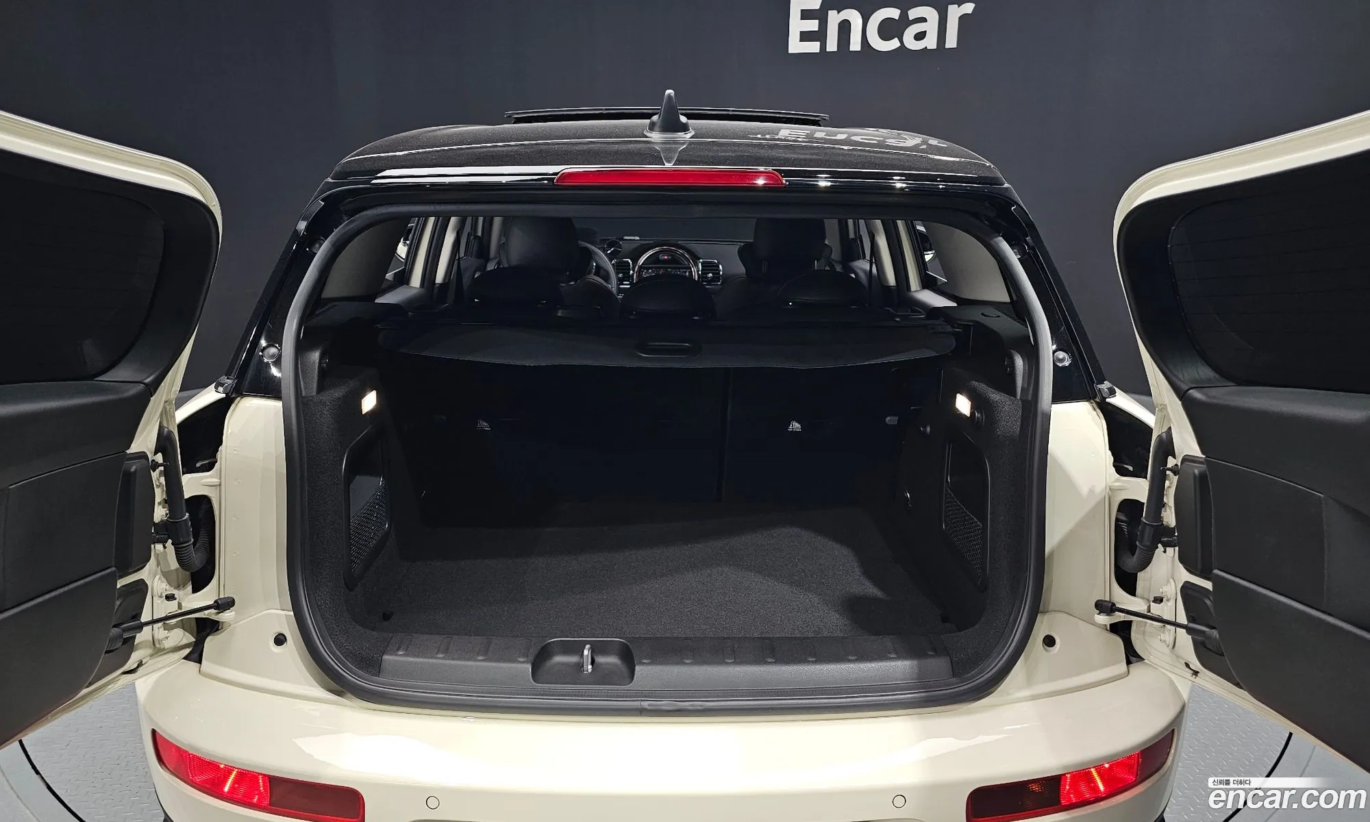 Mini Cooper Clubman 2019 — 21