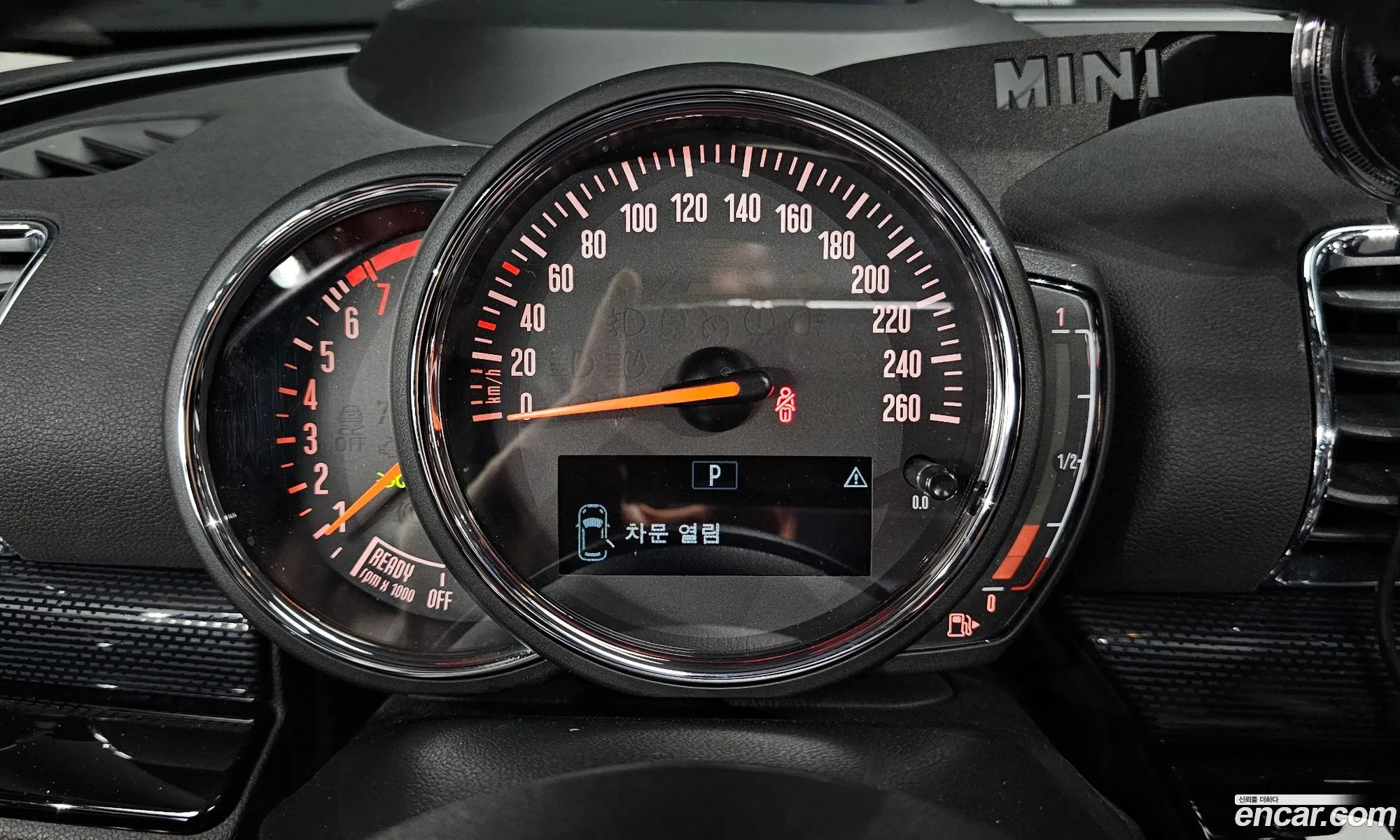 Mini Cooper Clubman 2019 — 22
