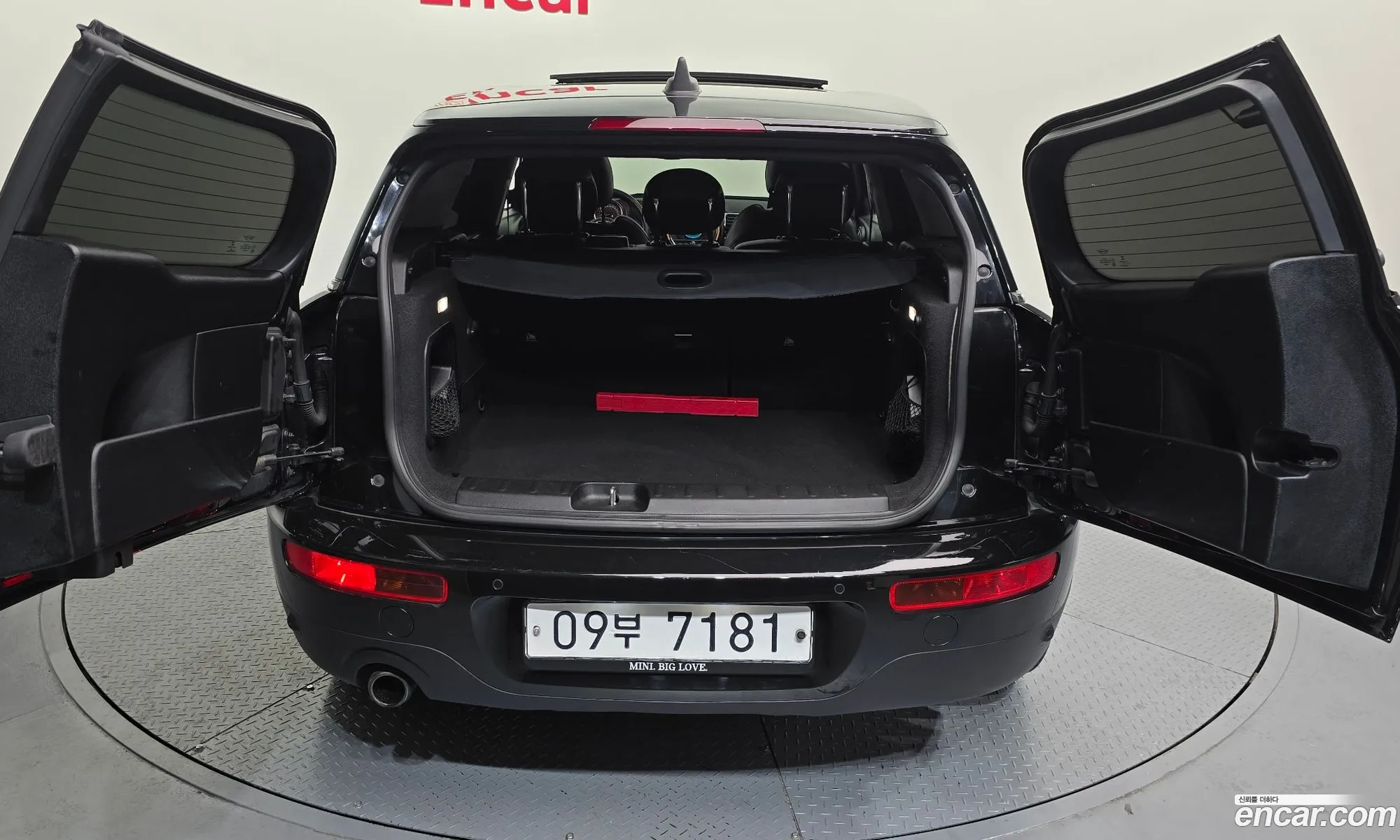 Mini Cooper Clubman 2016 WMWLN5107G2B27370 — 19