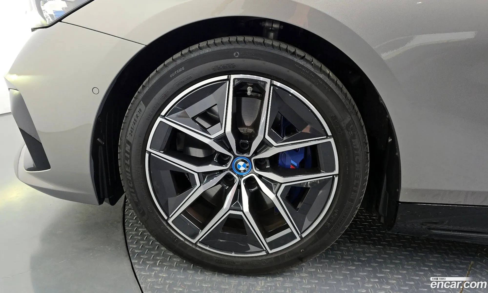 BMW i5 2025 — 14