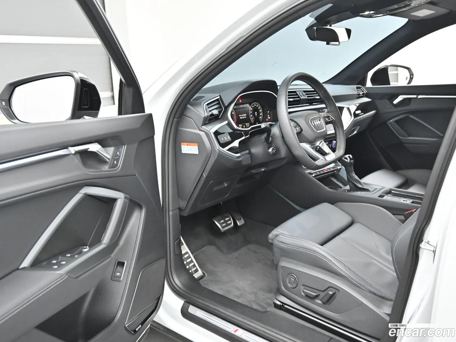 Audi Q3 2025 — 2
