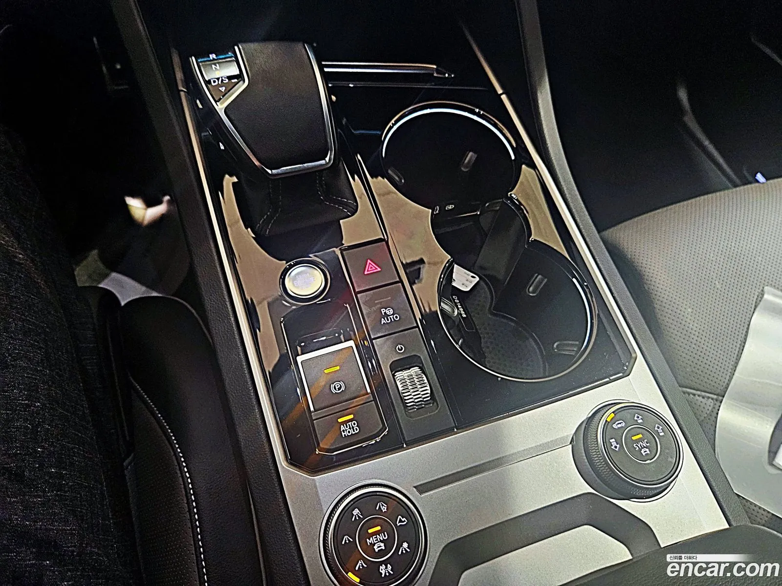 Volkswagen Touareg 2023 — 11