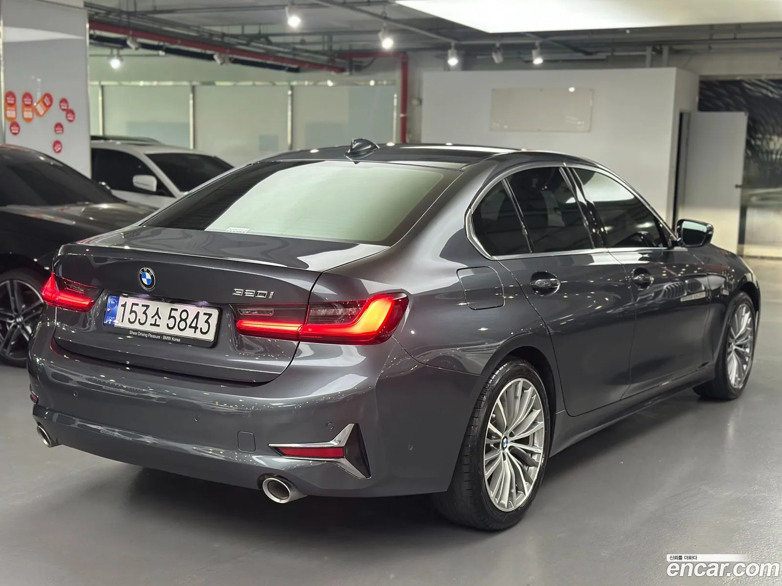 BMW 3 Series 2022 — 7