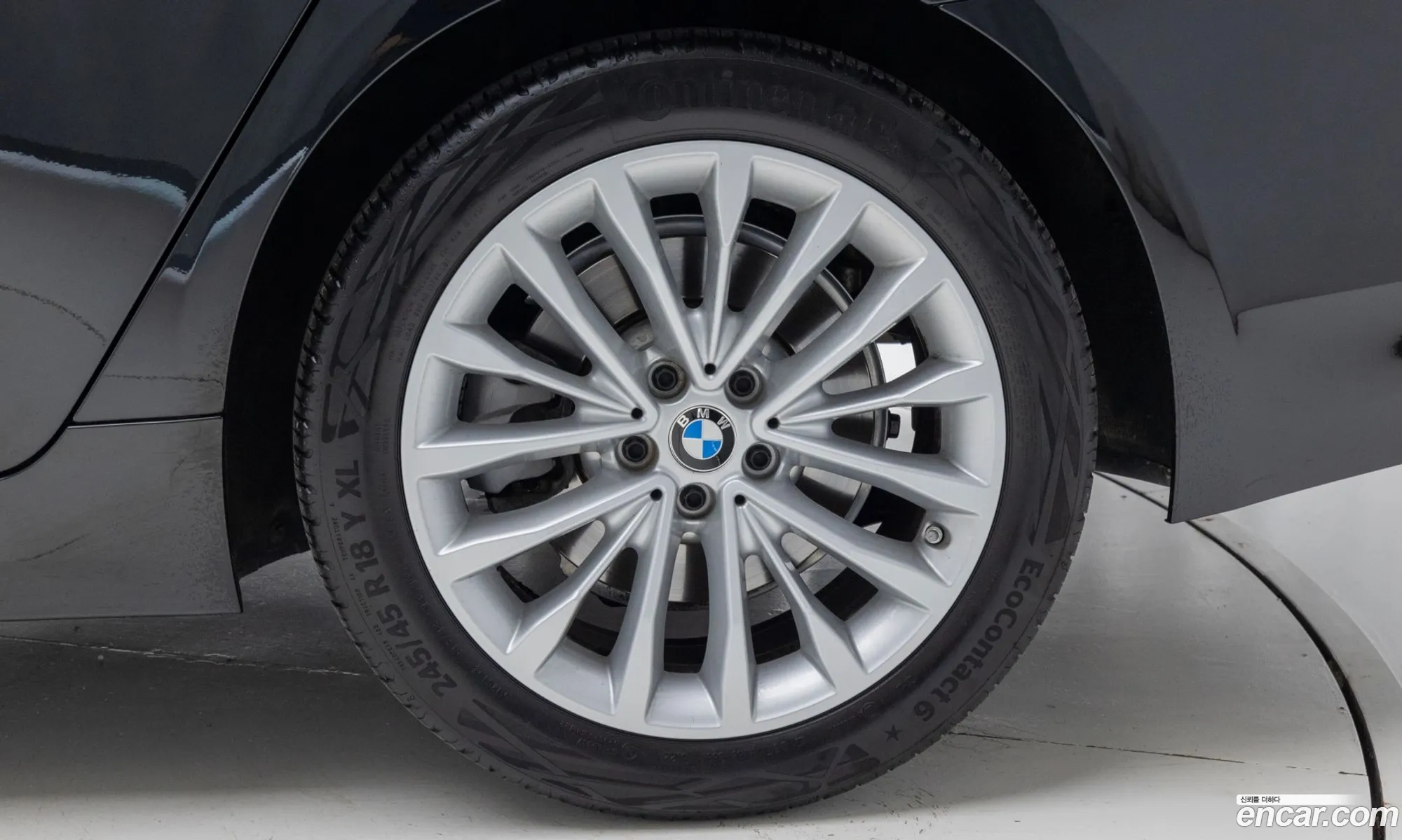 BMW 5 Series 2023 — 20