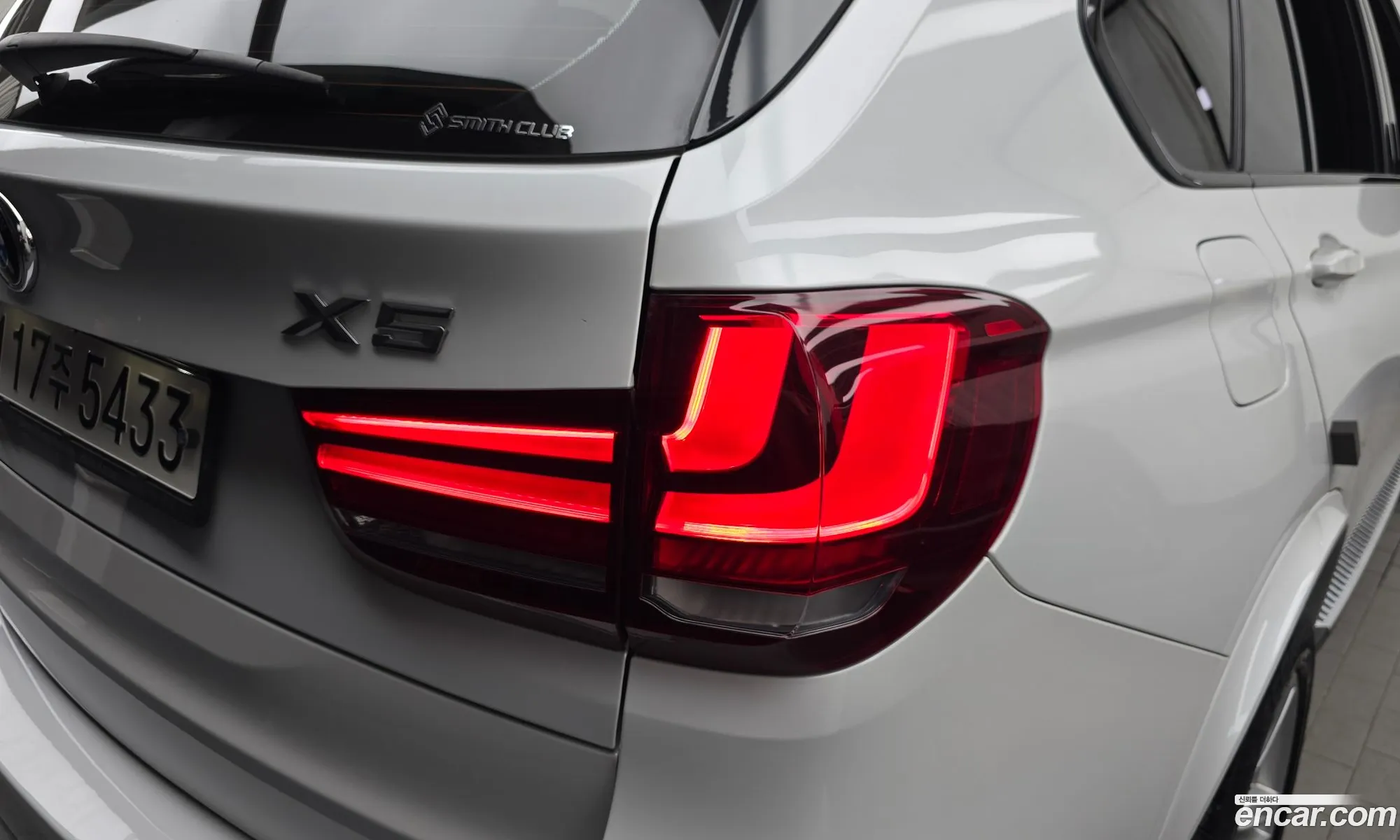 BMW X5 2018 WBAKS4101J0Y70895 — 28