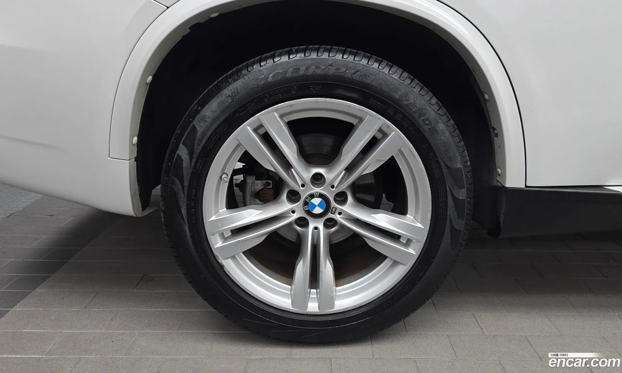 BMW X5 2018 WBAKS4101J0Y70895 — 21