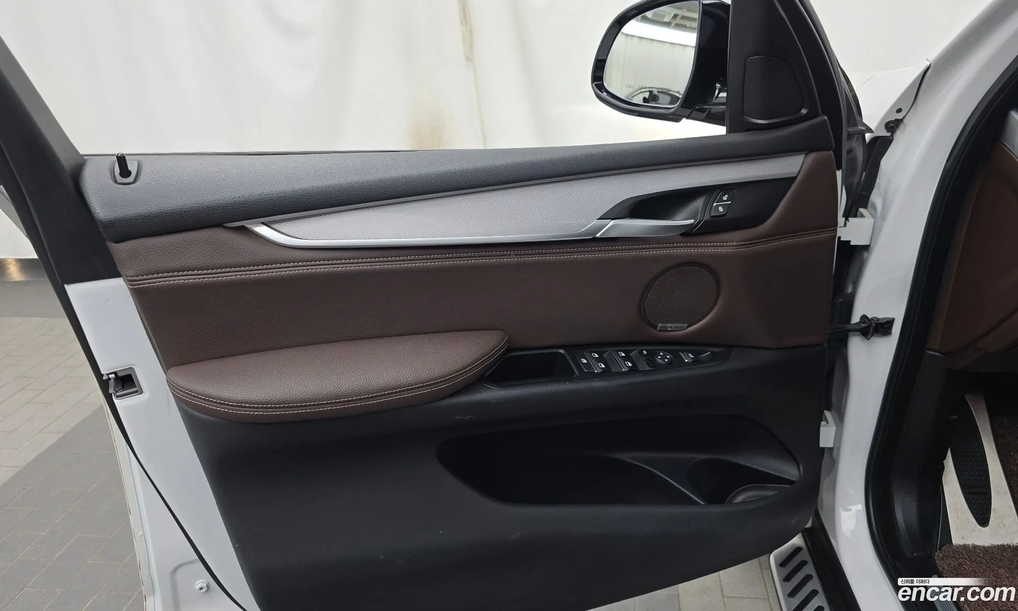 BMW X5 2018 WBAKS4101J0Y70895 — 24