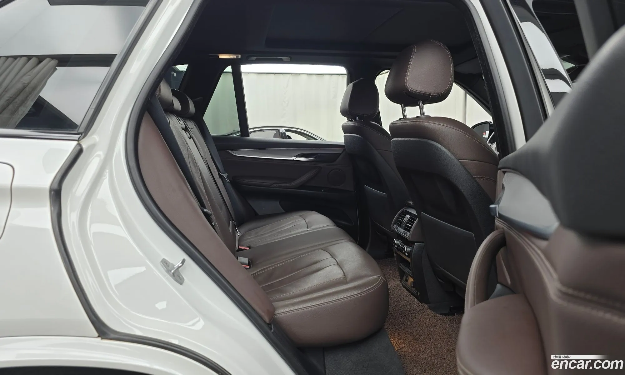 BMW X5 2018 WBAKS4101J0Y70895 — 25