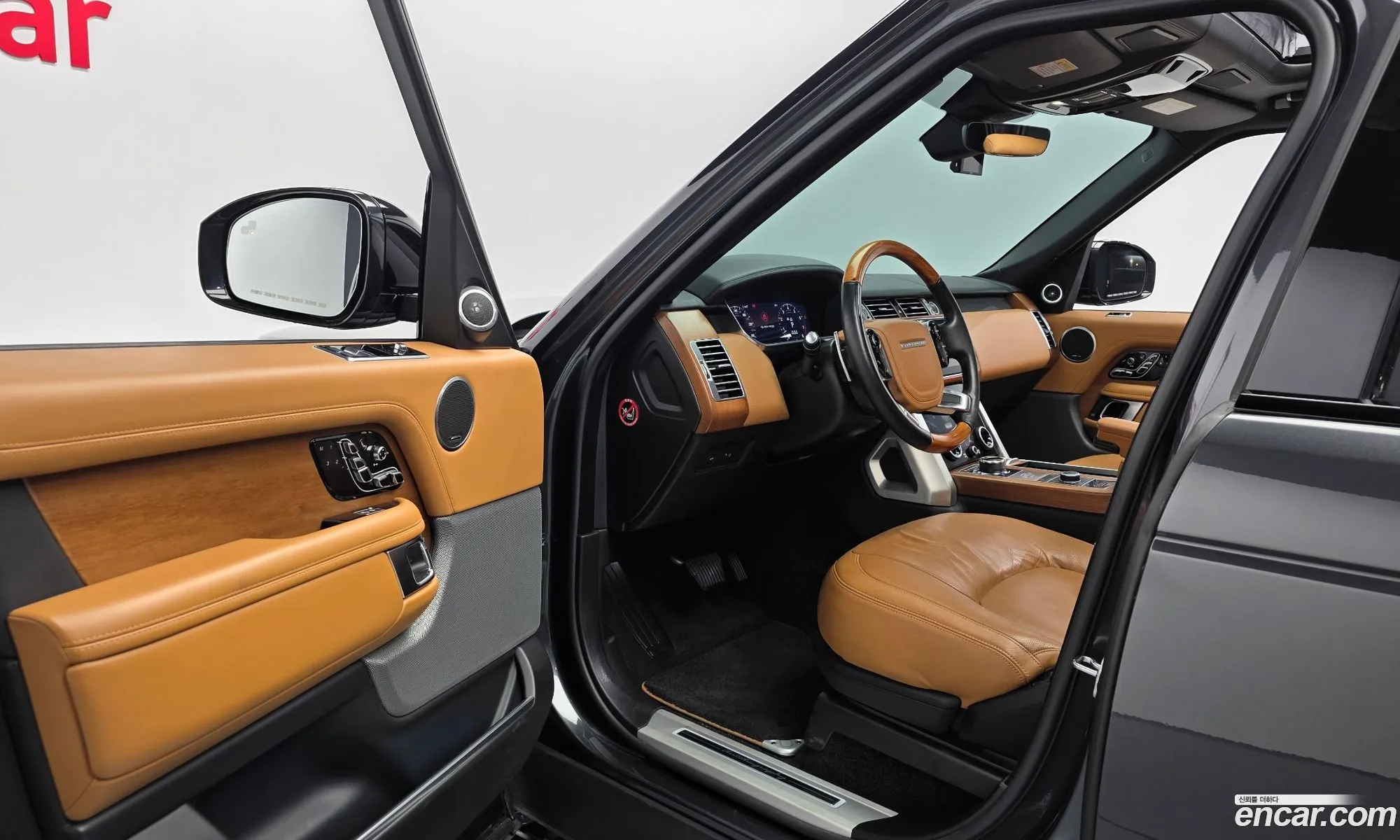 Land Rover Range Rover 2019 SALGA3BEXKA517818 — 18