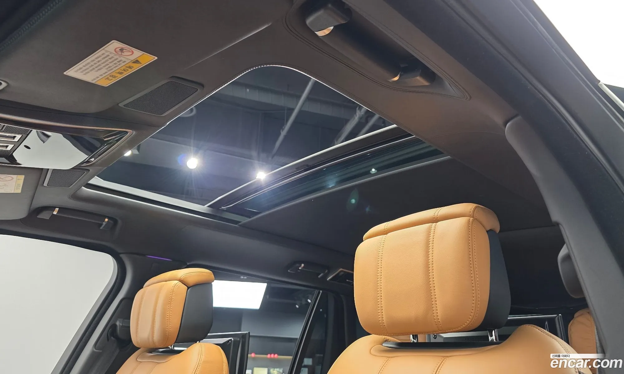 Land Rover Range Rover 2019 SALGA3BEXKA517818 — 3
