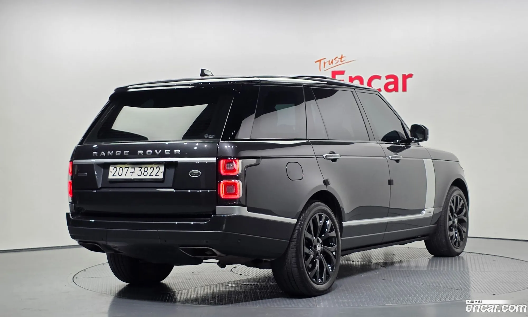 Land Rover Range Rover 2019 SALGA3BEXKA517818 — 17