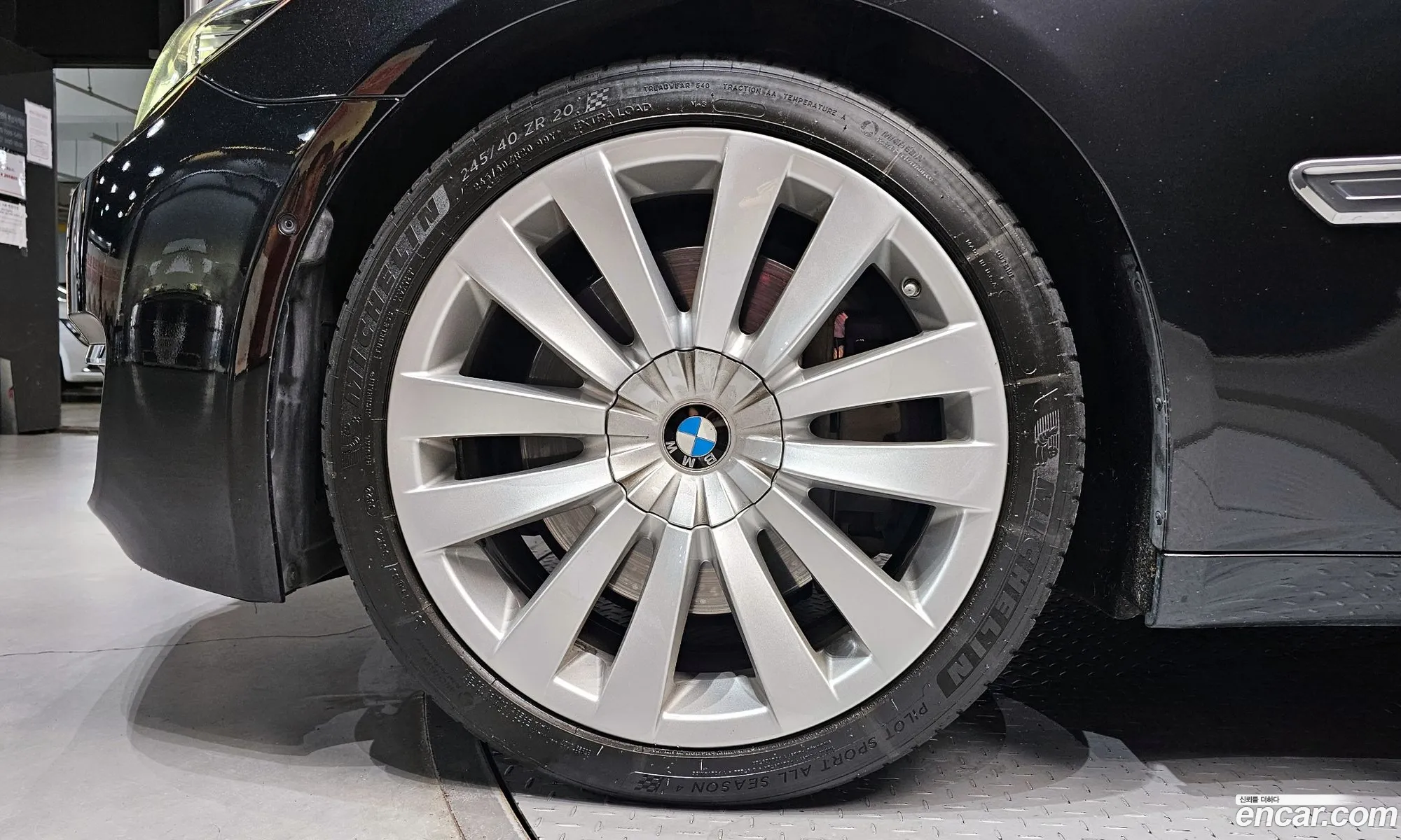 BMW 7 Series 2015 — 9