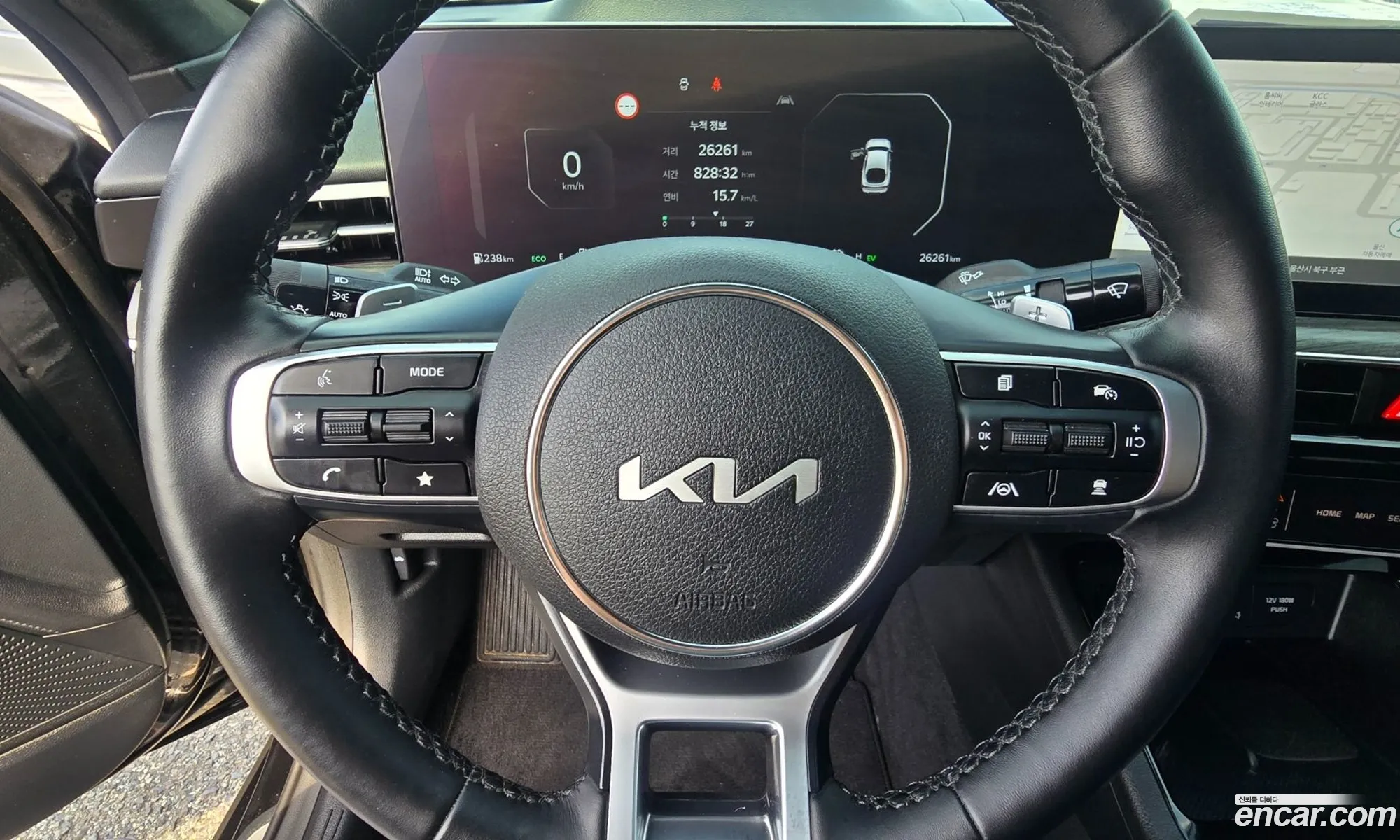 Kia K5 Hybrid 2024 — 4