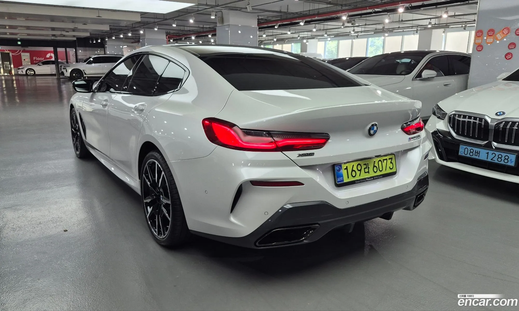 BMW 8 Series 2025 — 9