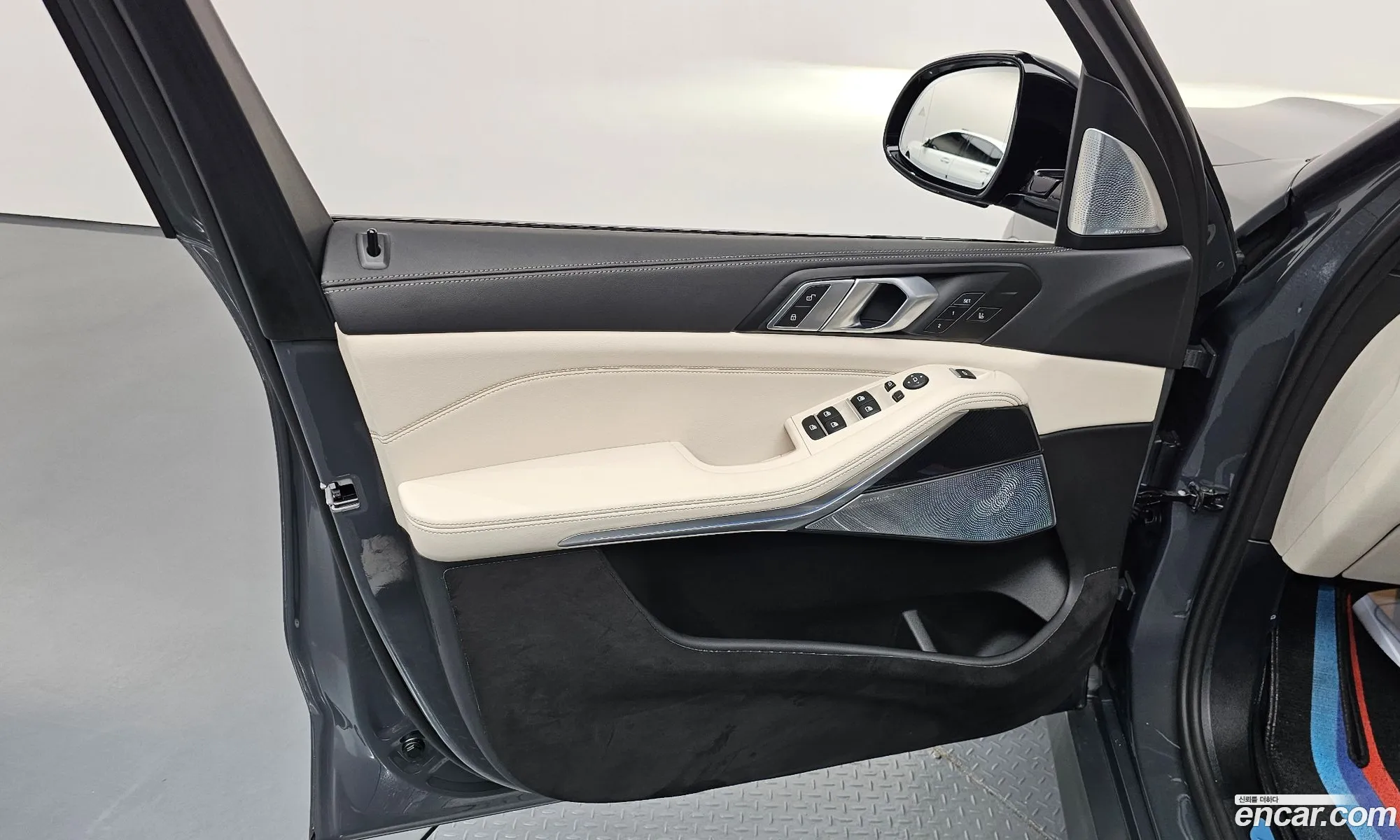 BMW X5 2025 WBA21EU03S9071329 — 34