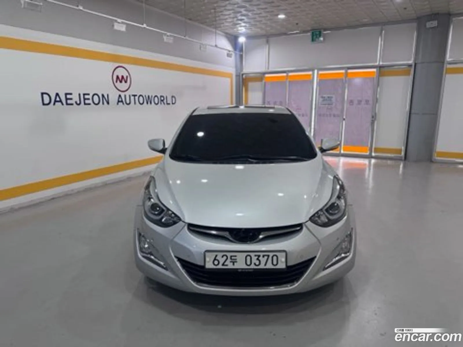 Hyundai Elantra 2015 — 4