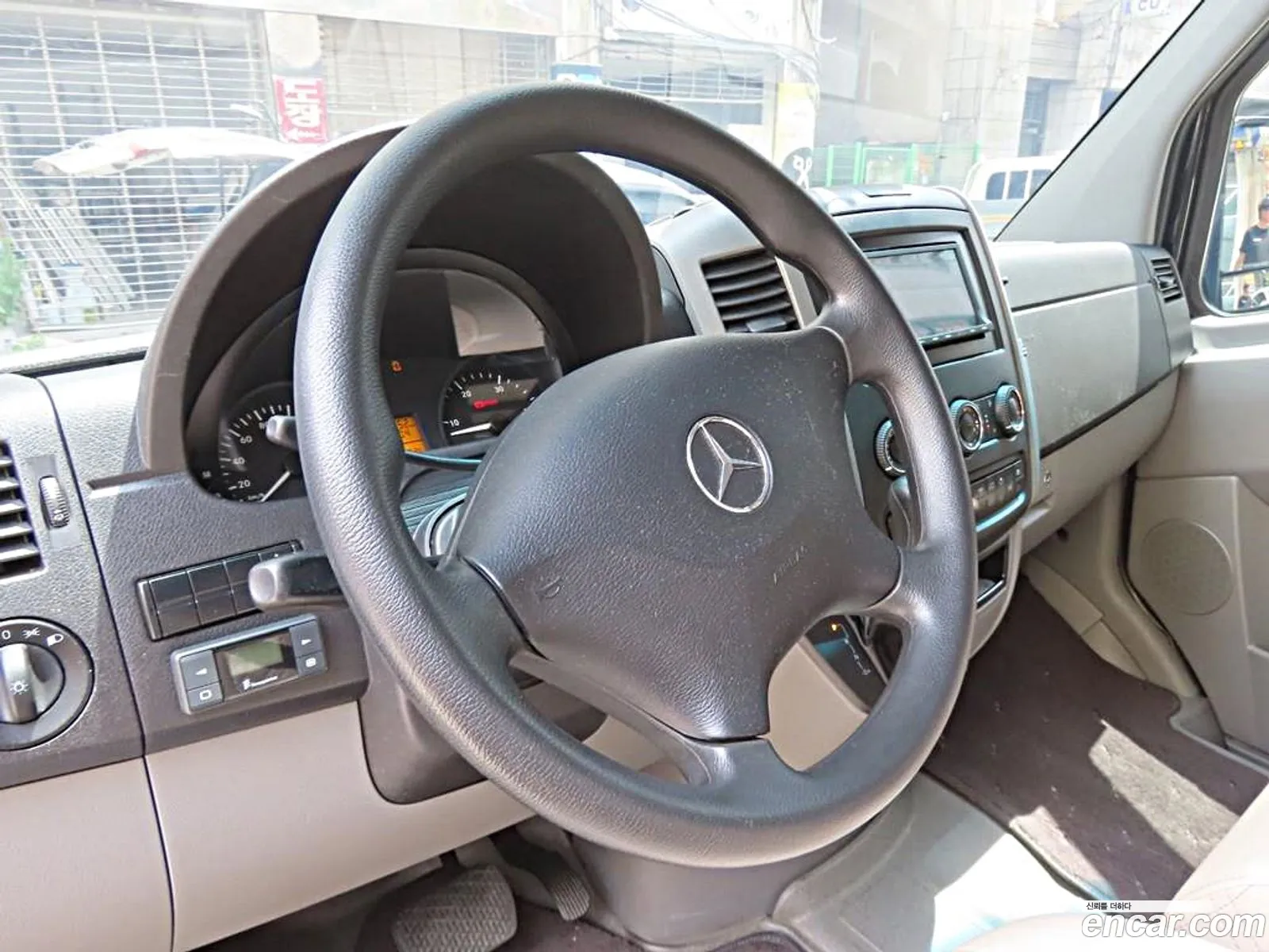 Mercedes-Benz Sprinter 2016 — 3
