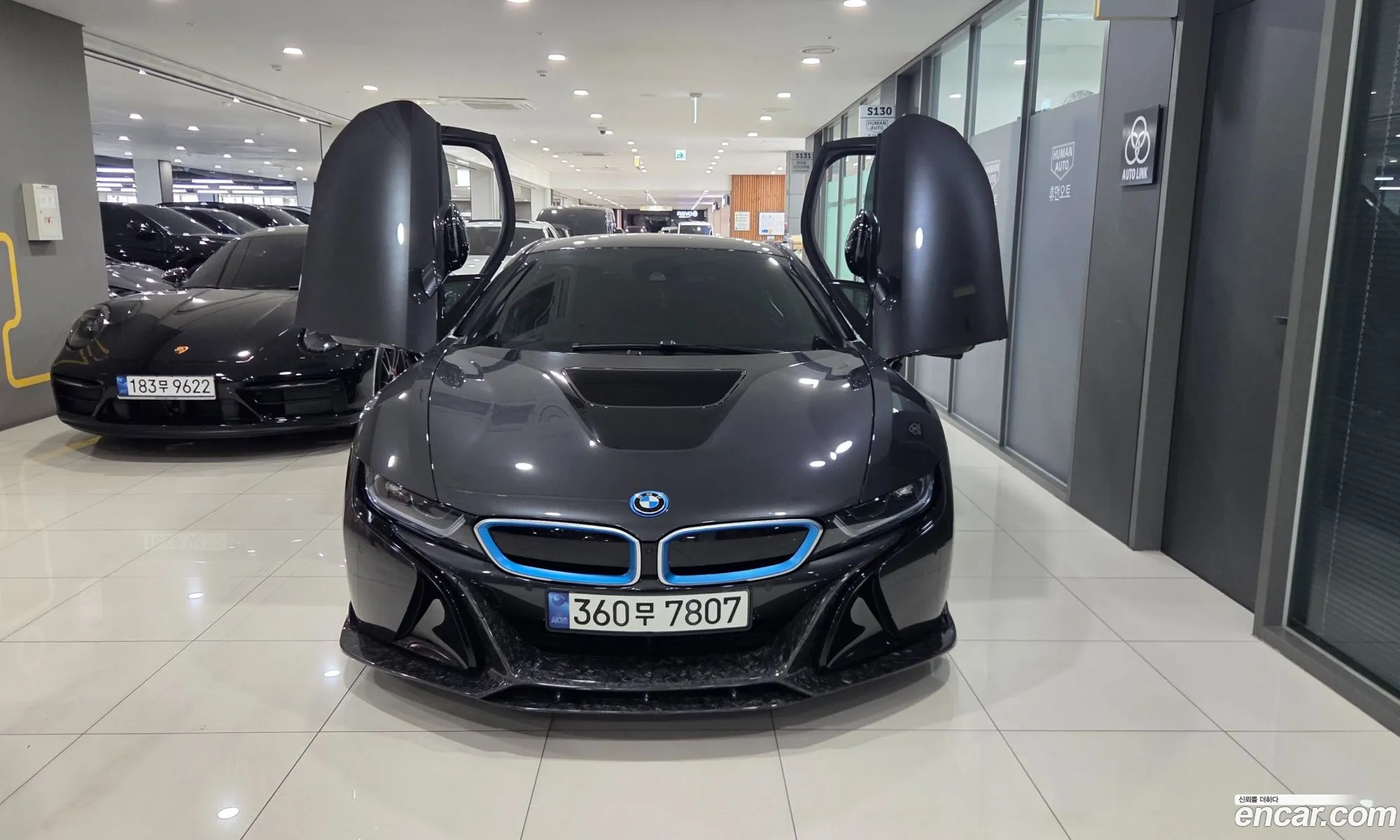 BMW i8