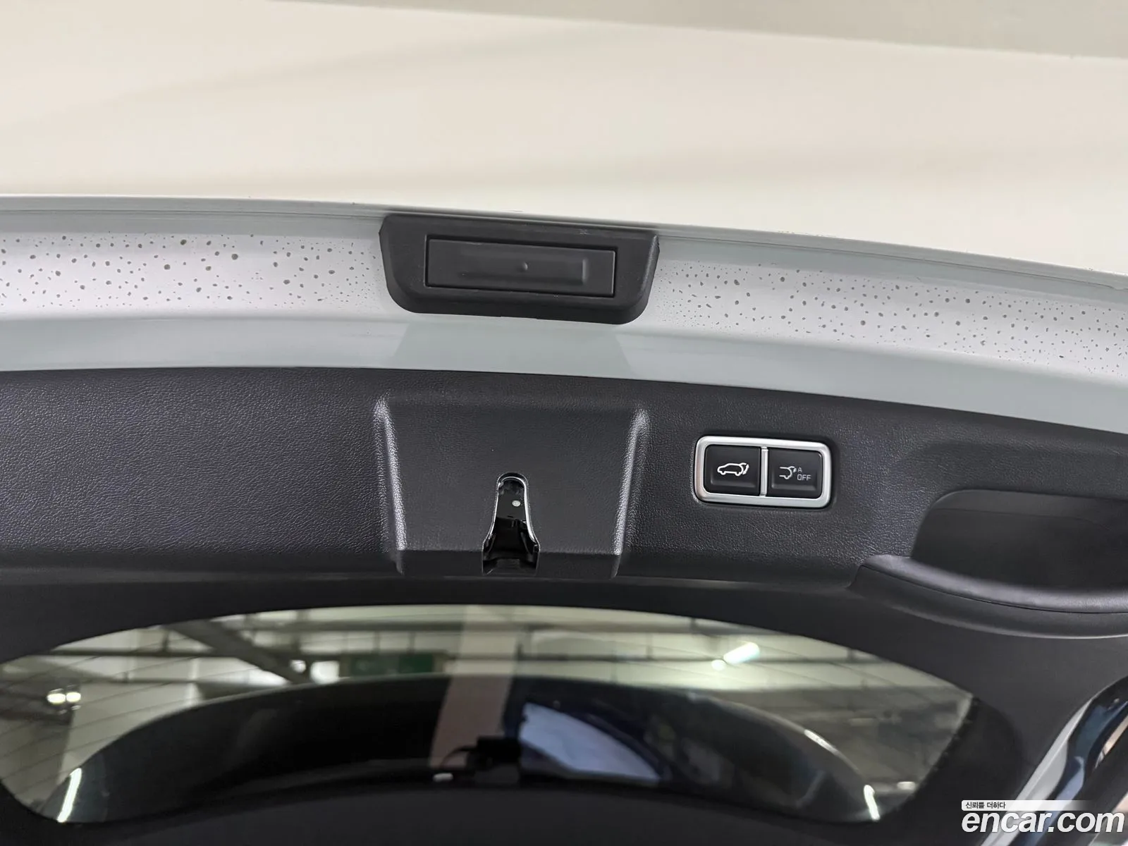 Kia Sorento 2025 — 18