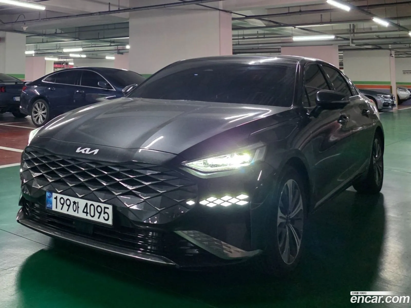 Kia K8 Hybrid 2024 — 3